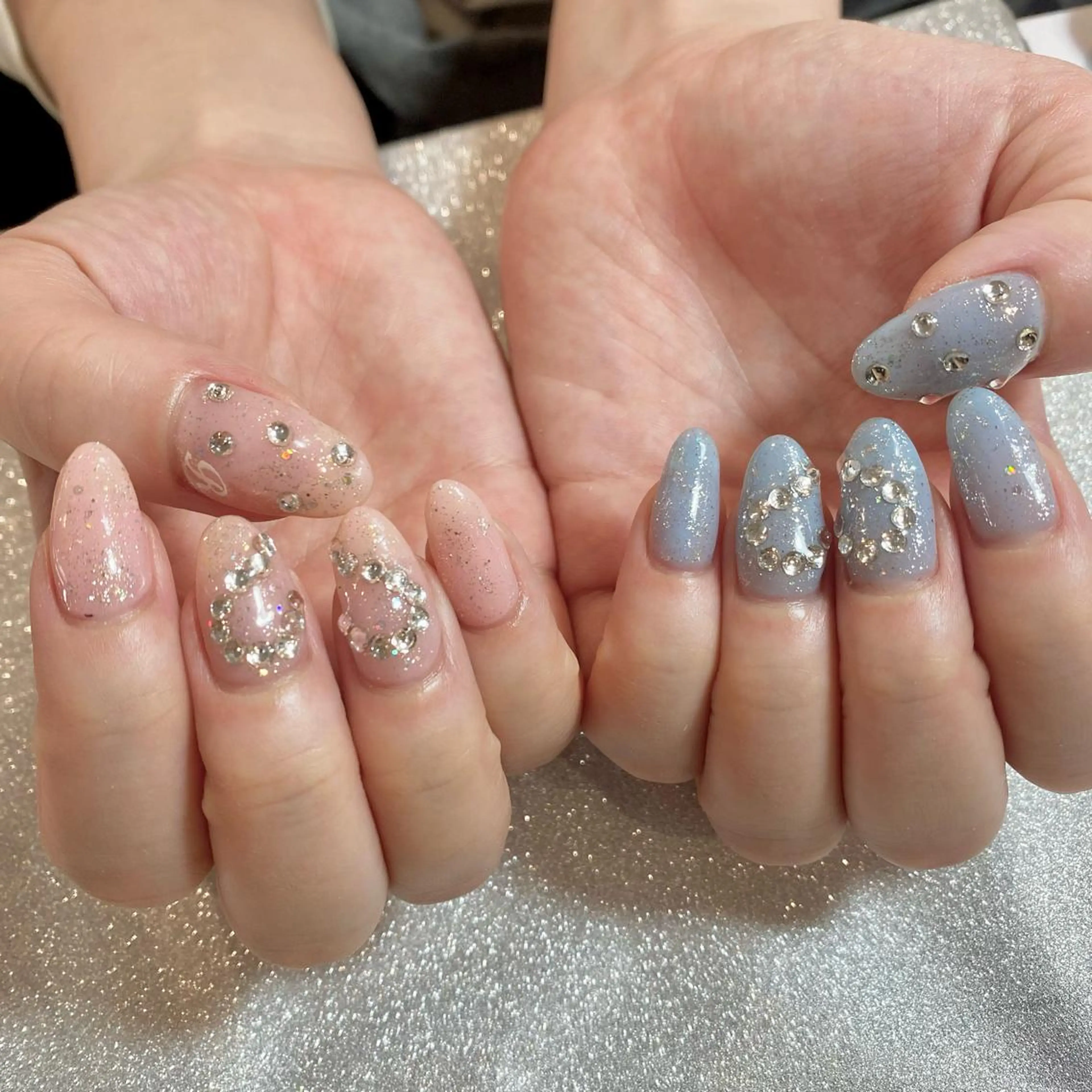 ネイル yuri 🌈のネイルデザイン