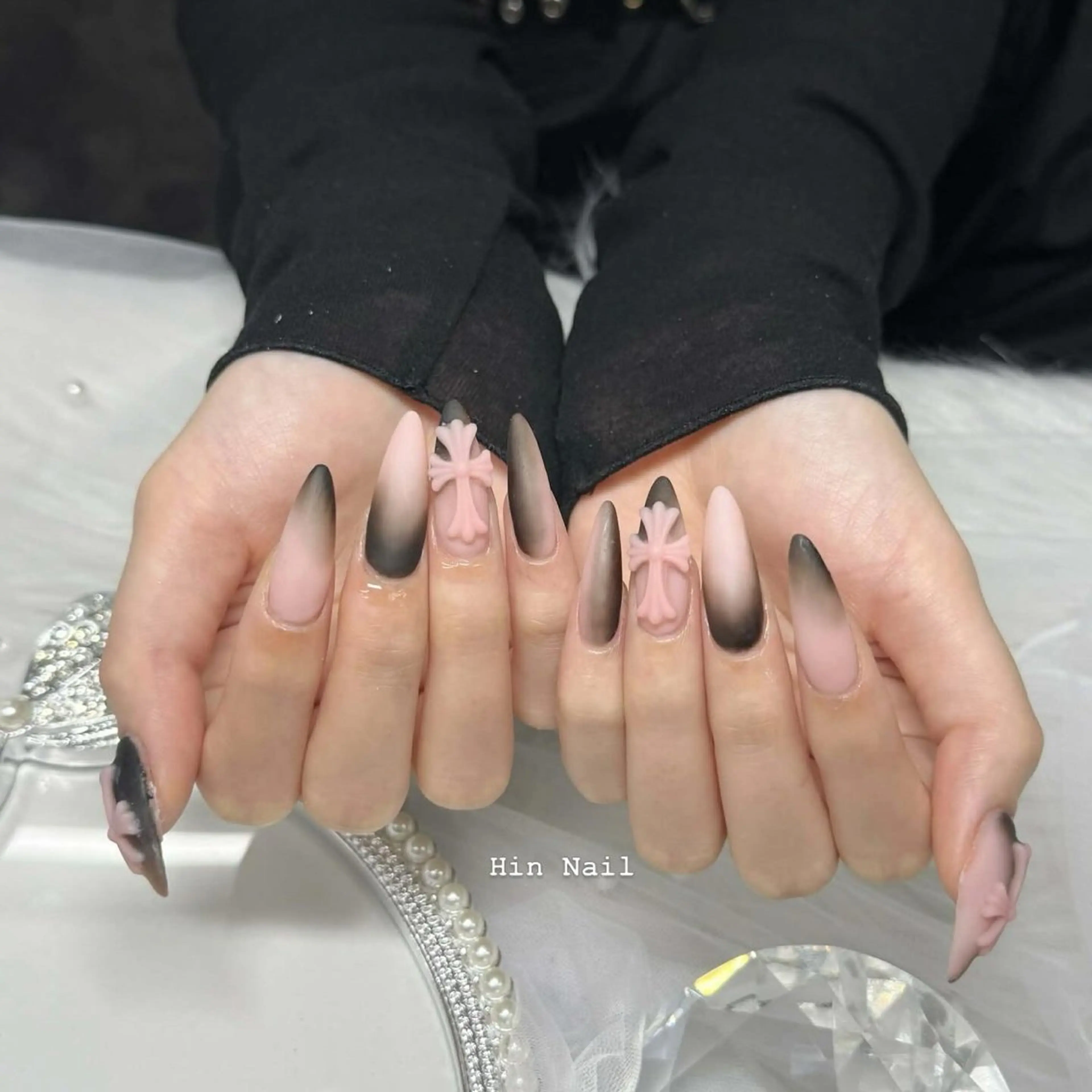 ネイル ハンドネイル HIN NAILのネイルデザイン