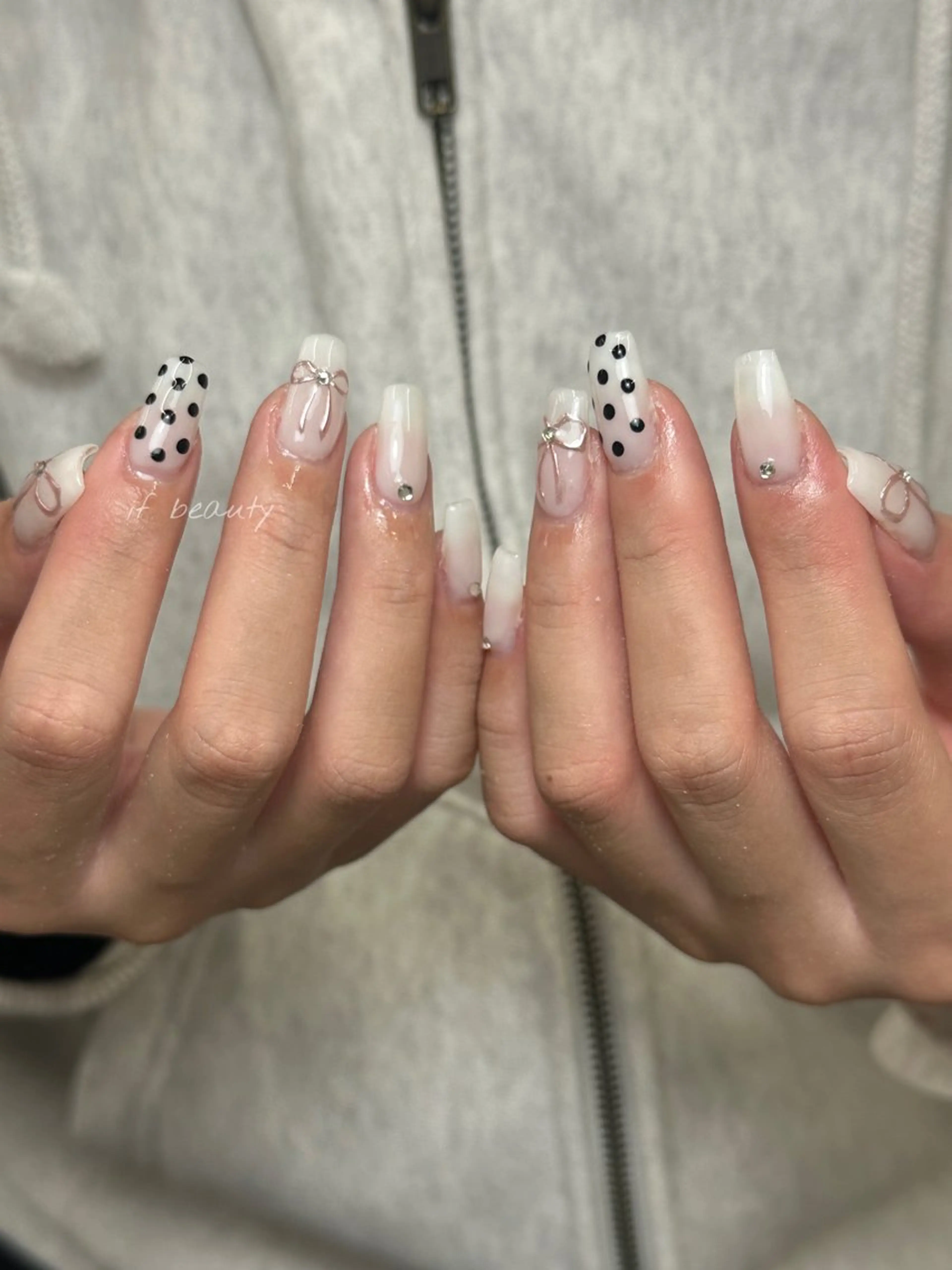 ネイル アートネイル ジェルネイル グラデーション パラジェル ワンホンネイル ハンドネイル if Hair＆Nail Salon所属・IKA /海外ネイル /個性派/ワンホンのネイルデザイン