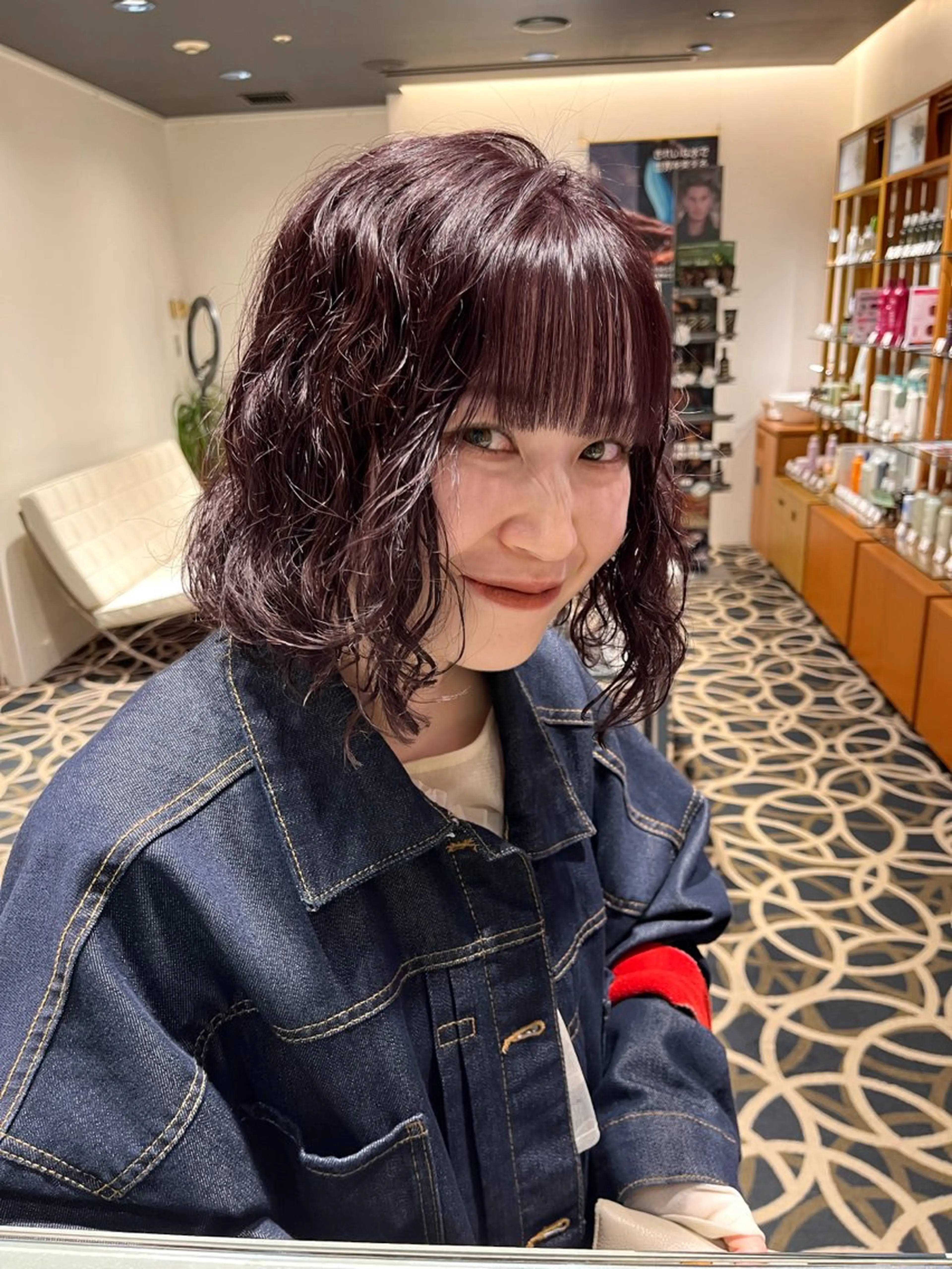 ミディアム パーマ ミディアムパーマ ピンクブラウン LUANA🌙 HINAKOの眉毛・アイブロウイメージ