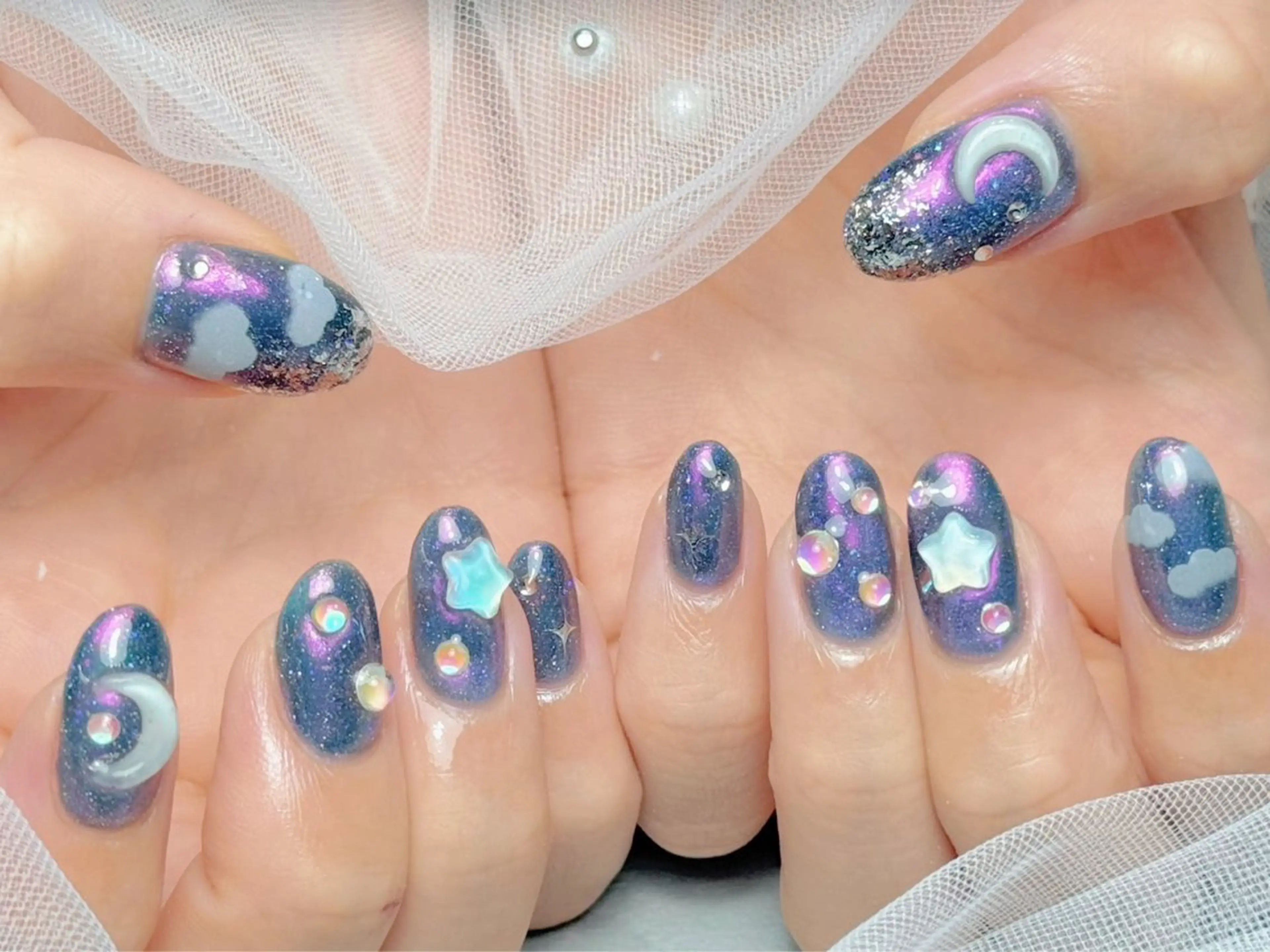 ネイル マジックミラー所属・マジック ミラーのネイルデザイン