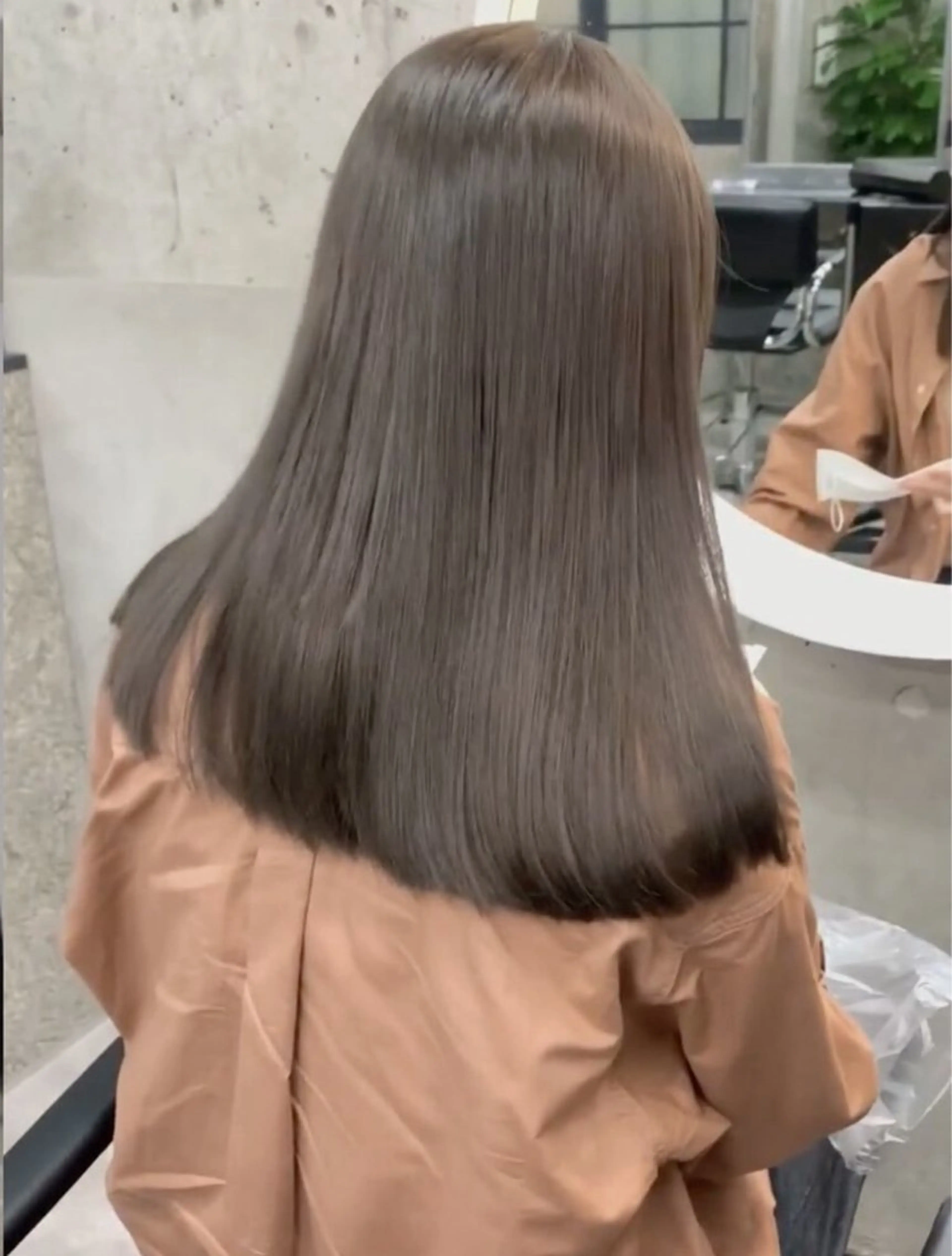 カラー ヘアカラー 菊地 万佐久のヘアスタイル