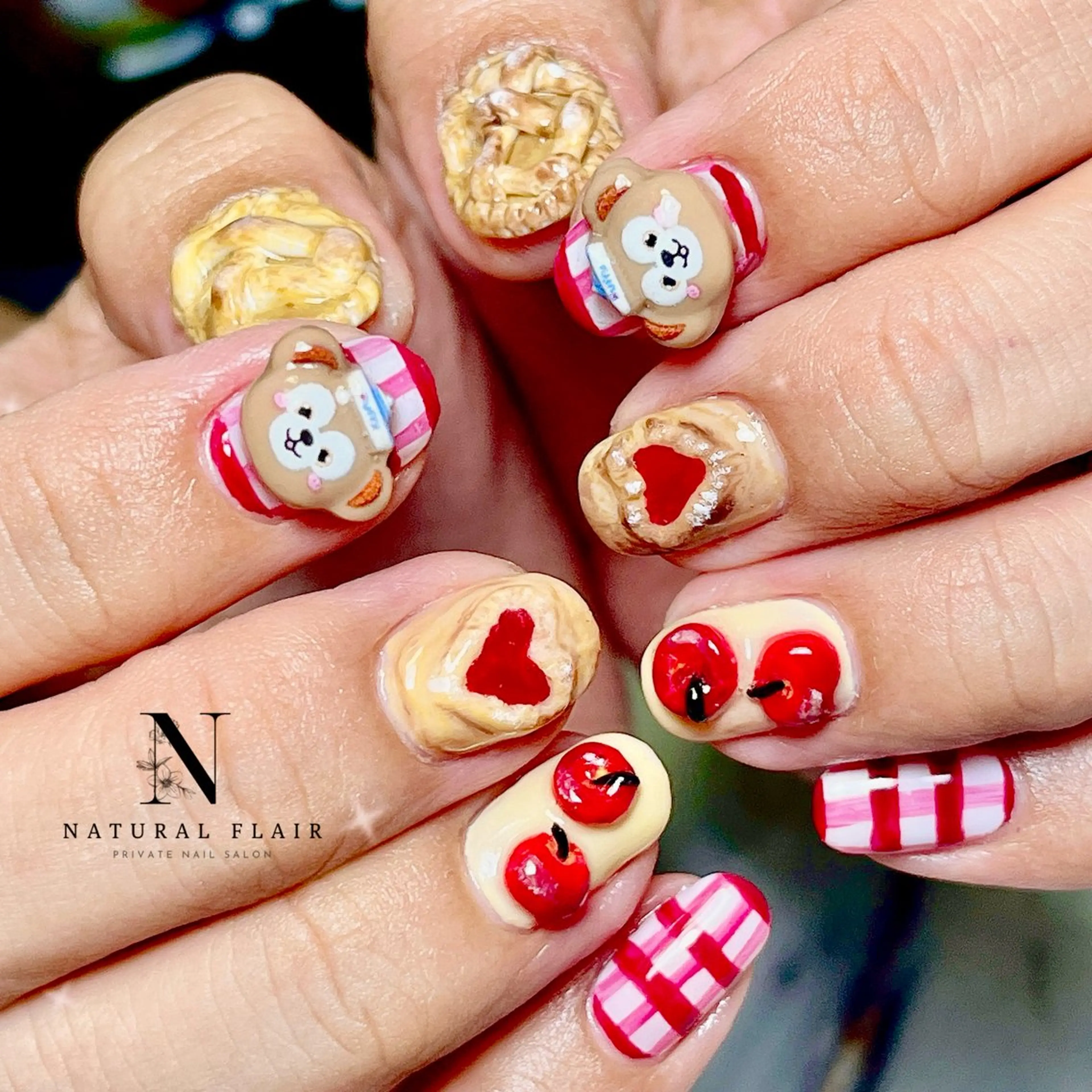 ネイル natural flairのネイルデザイン