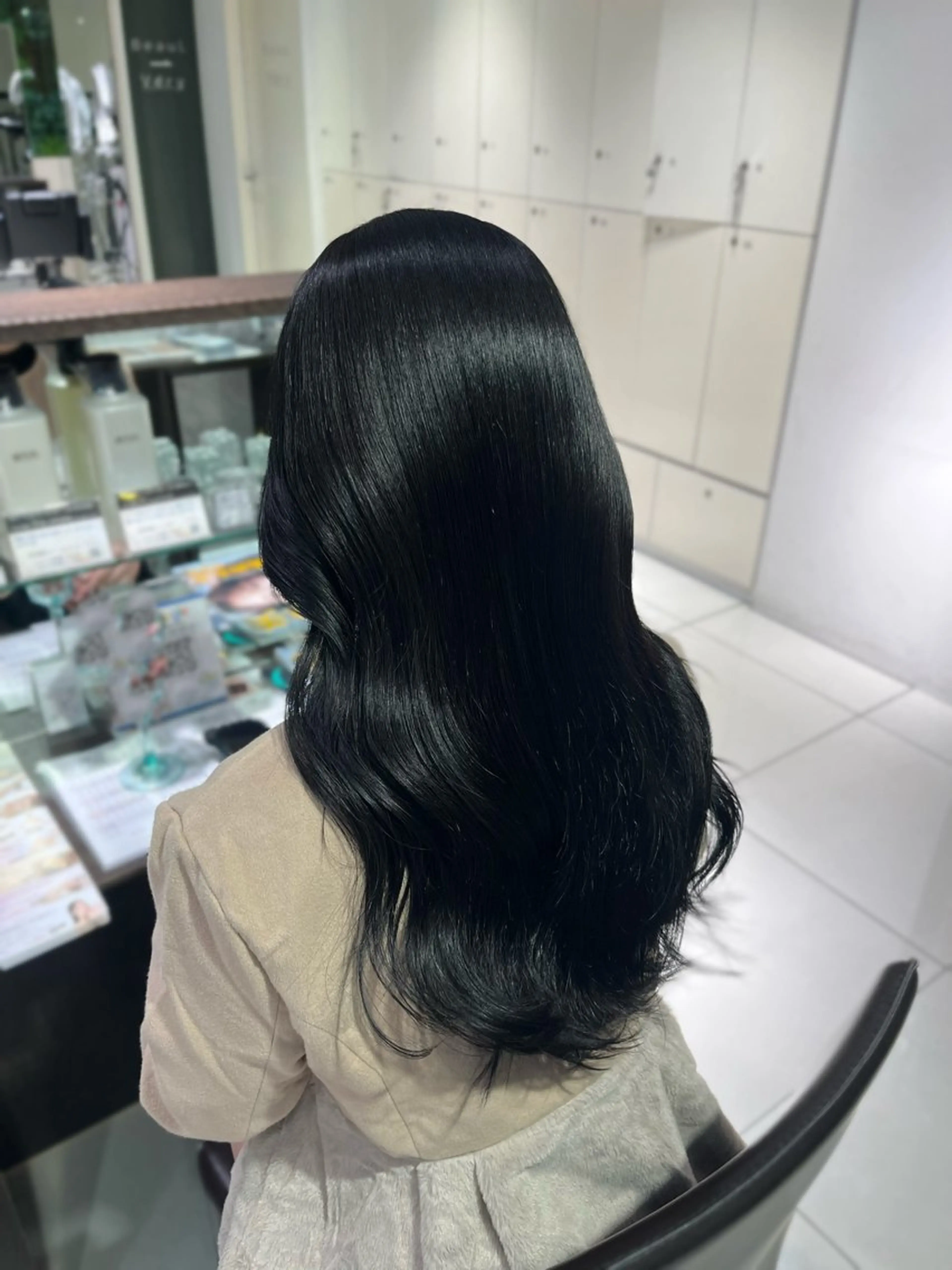 ロング トリートメント レイヤー×艶髪🤎. 𝜗𝜚hitomiのヘアスタイル