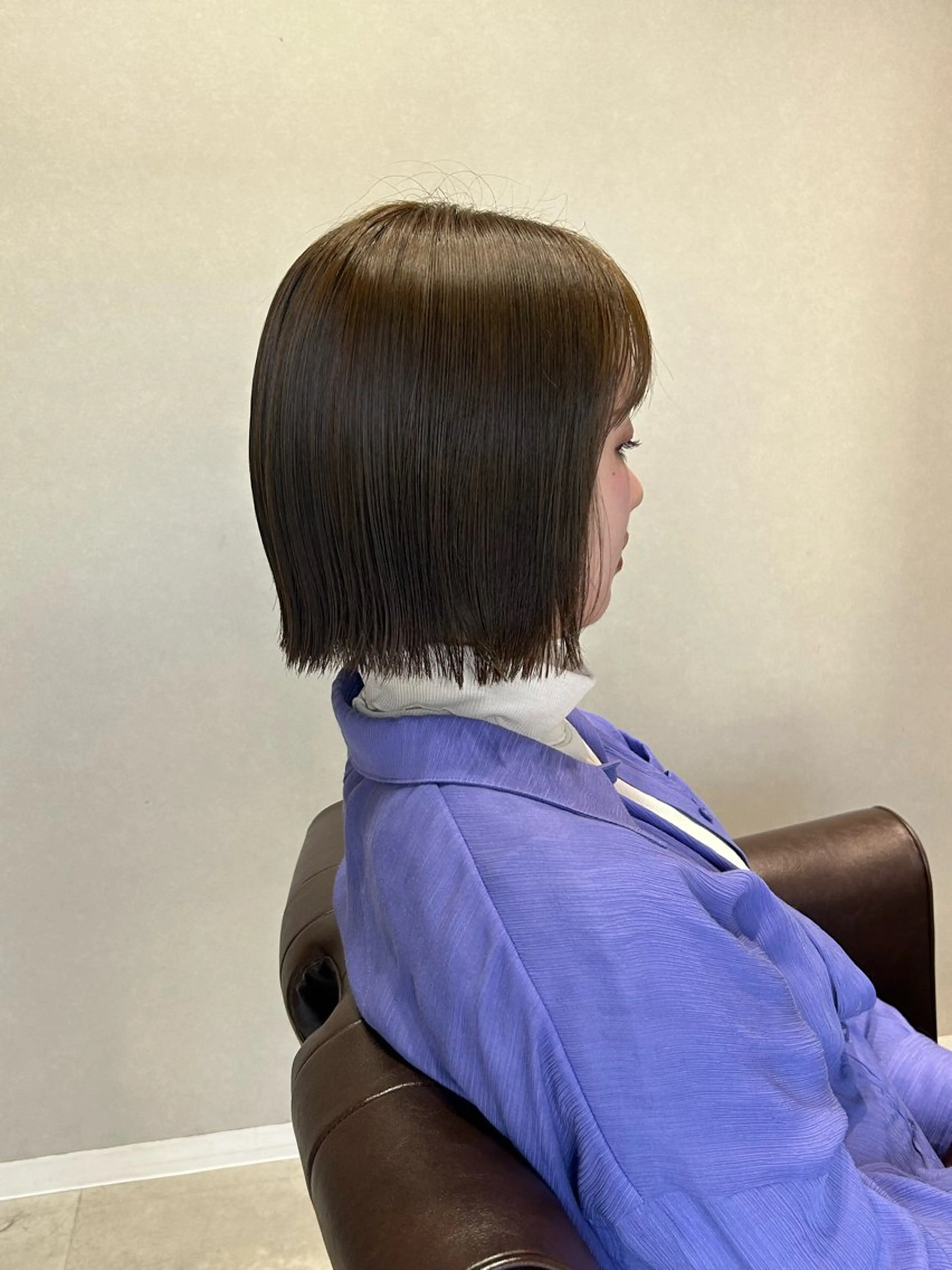 ショート カラー 川筋 桃果のヘアスタイル