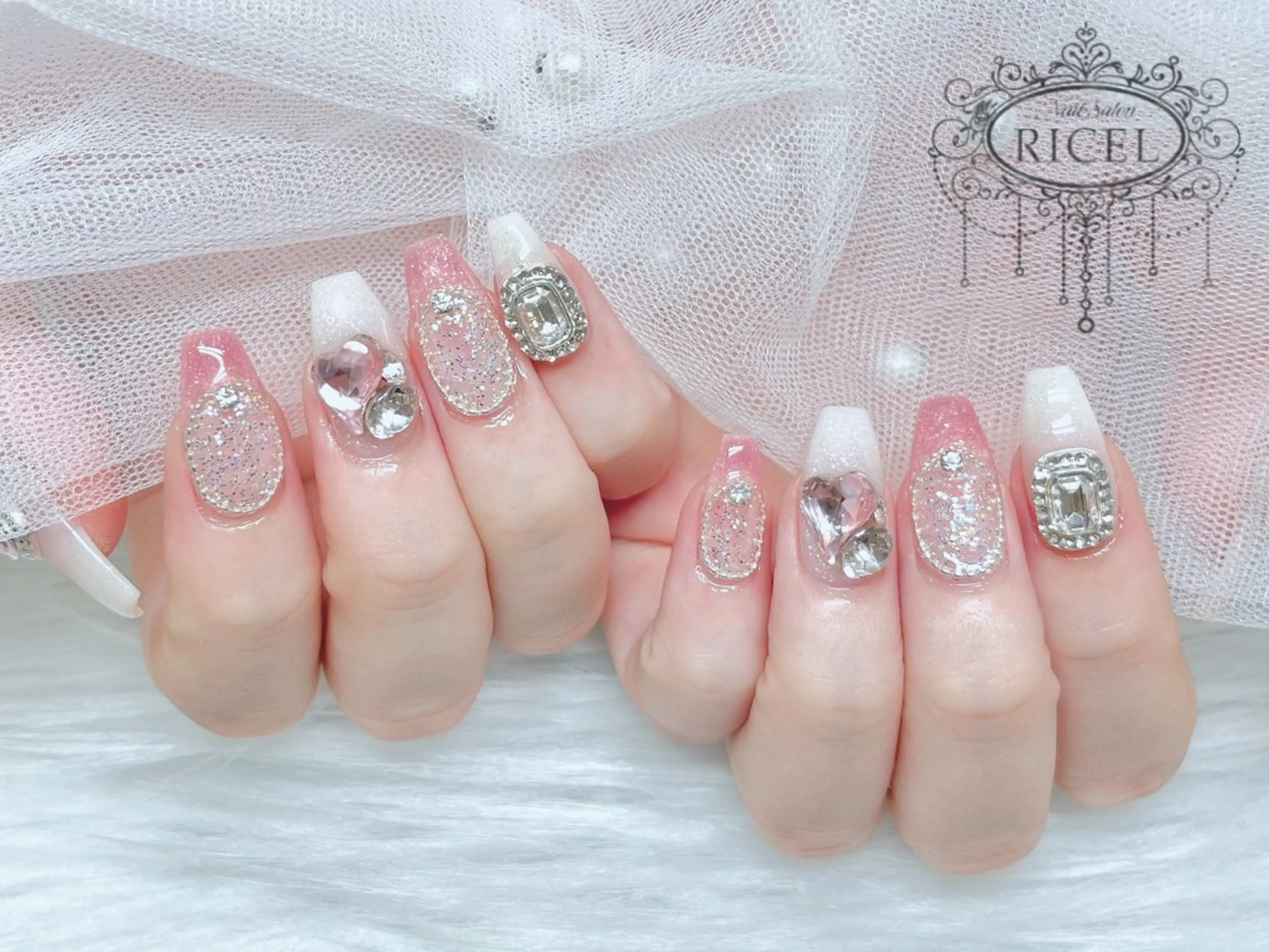 ネイル フレンチネイル 韓国ネイル 持ち込み ワンホンネイル ハンドネイル MIYU 🩶のネイルデザイン