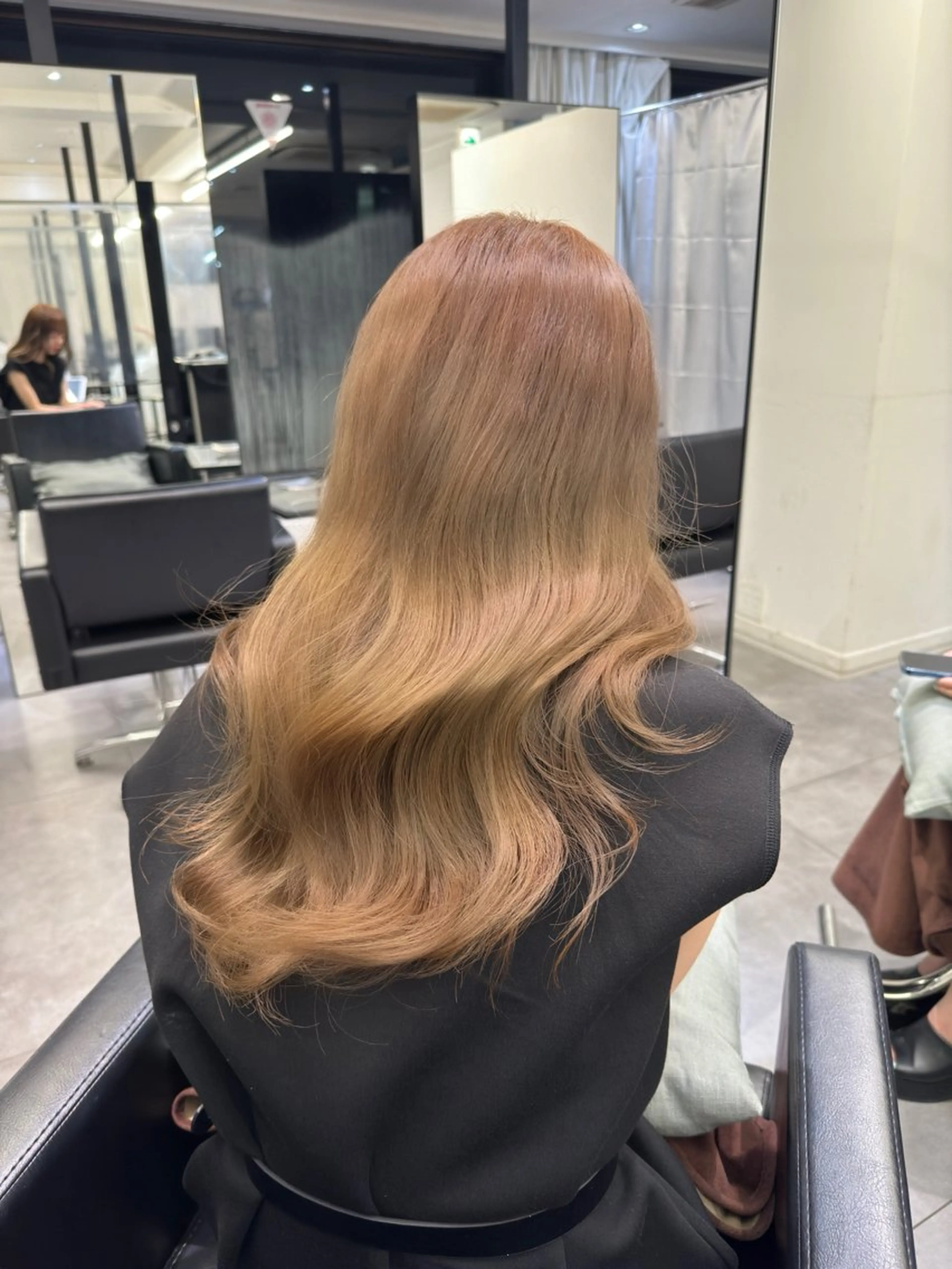 ロング カラー AHNKISM所属・レイヤーカット💎 髪質改善のヘアスタイル