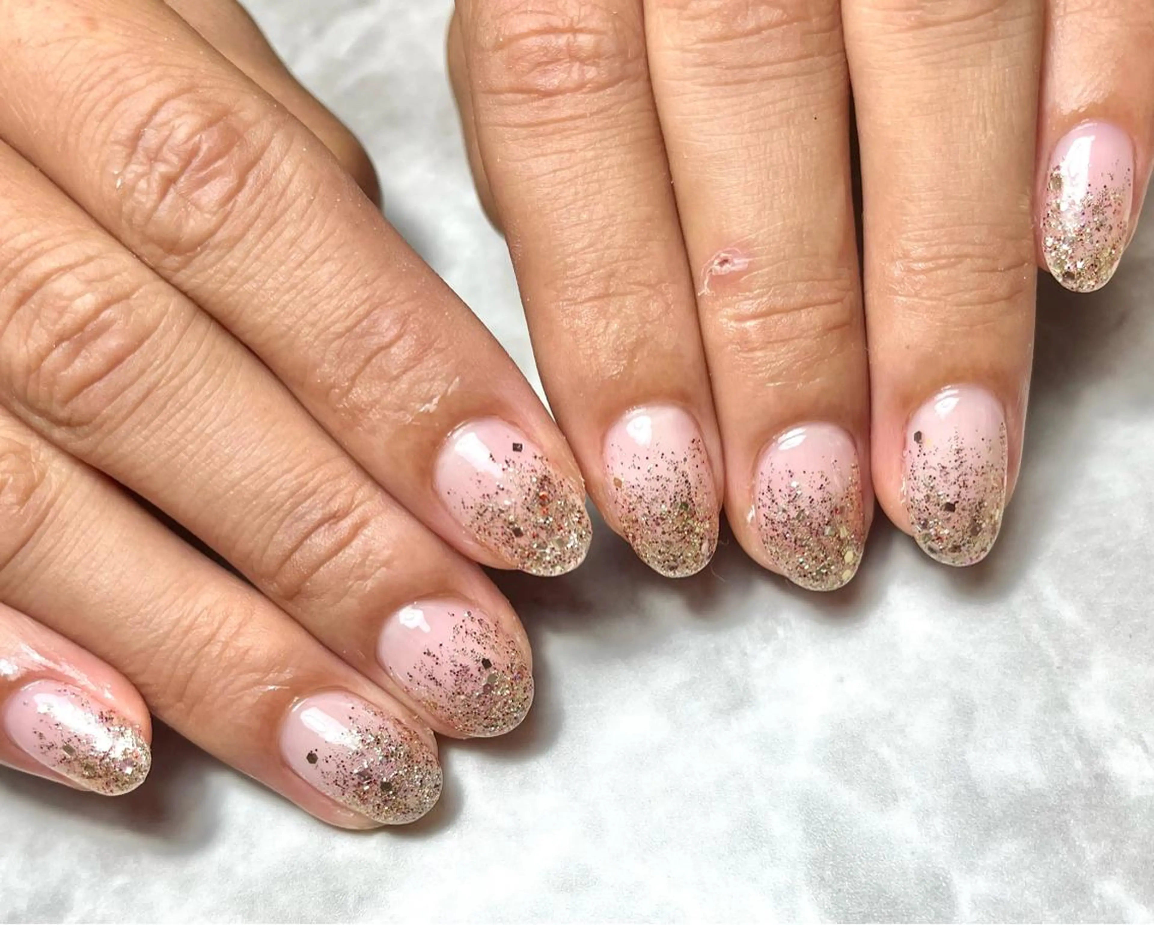 ネイル ラメ(グリッター) ラメグラデーション ハンドネイル nails' it...のネイルデザイン