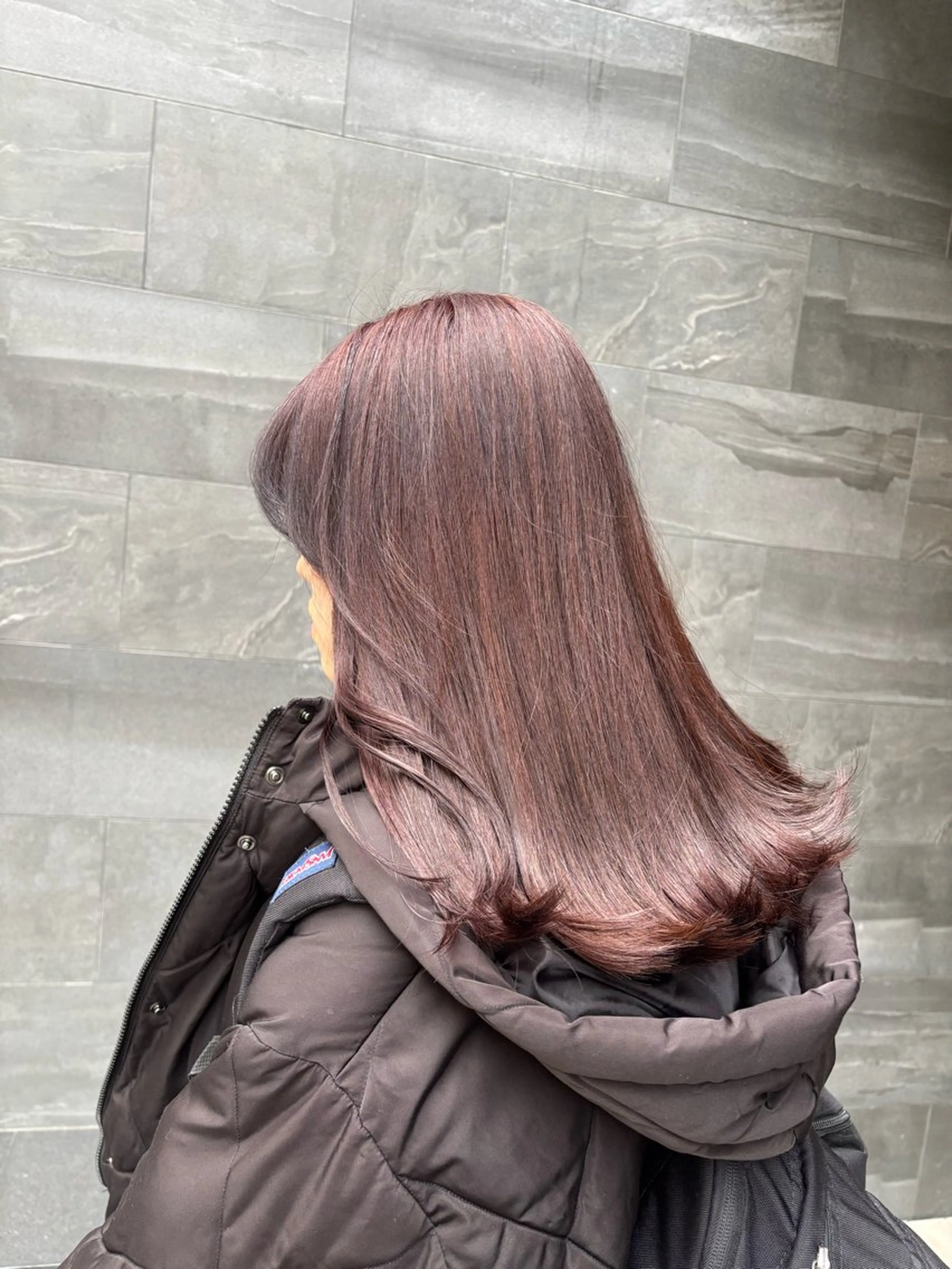 セミロング カラー .sayo/ 心斎橋のヘアスタイル