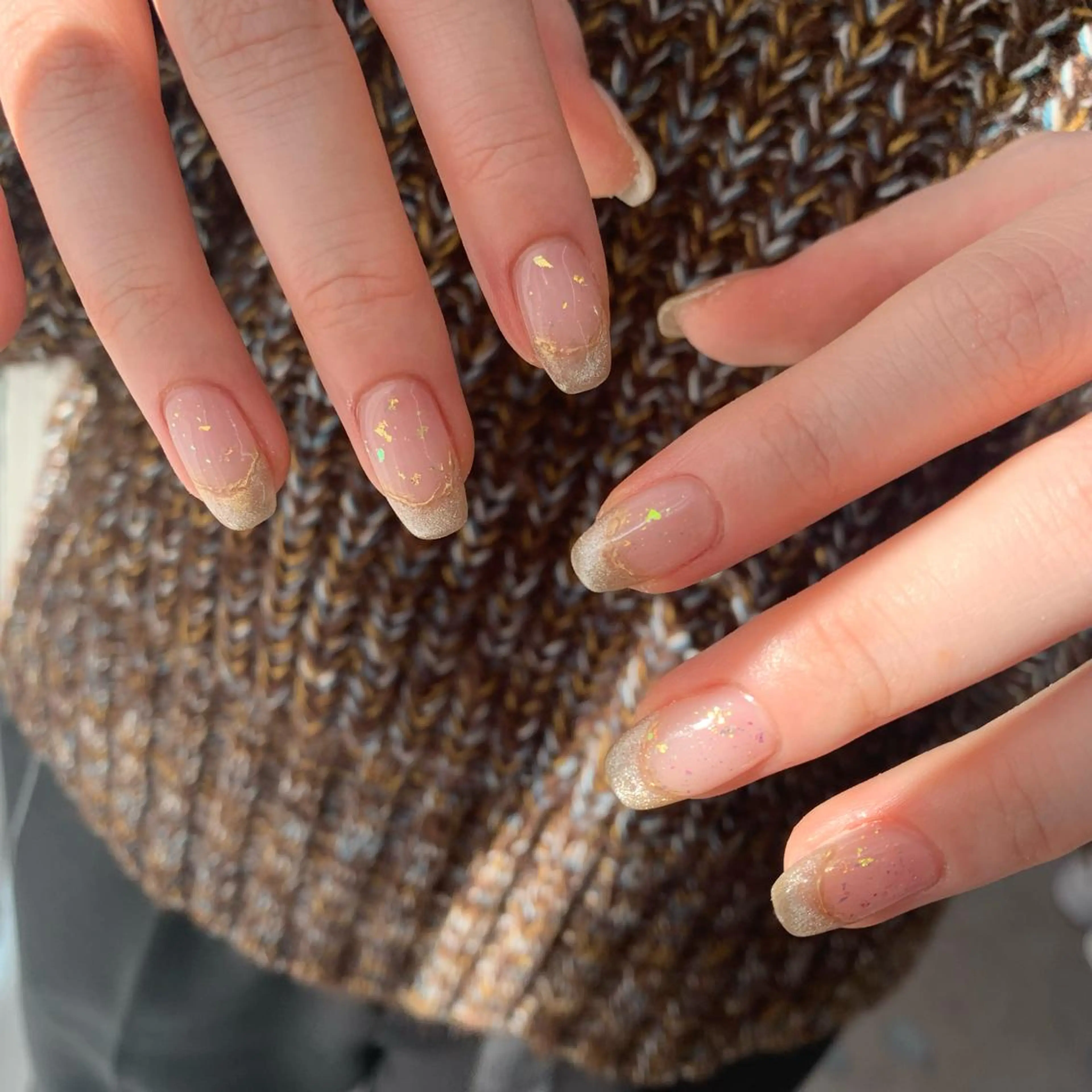 ネイル フレンチネイル マグネットネイル マグネットフレンチ マキノ ユイのネイルデザイン