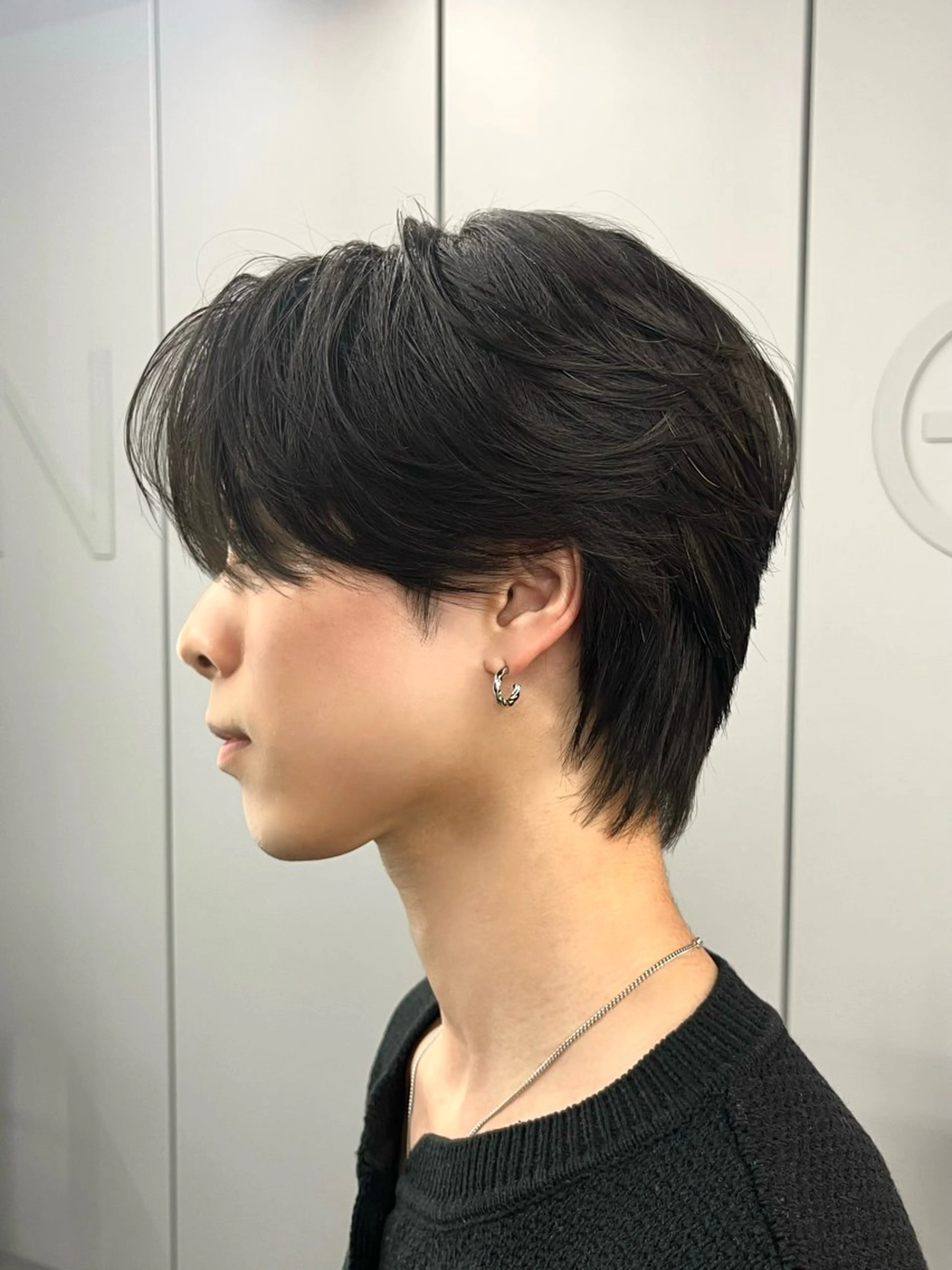 メンズ センターパート メンズウルフカット ウルフカット カット アイカ🐺 ナチュラル韓国ヘアのヘアスタイル