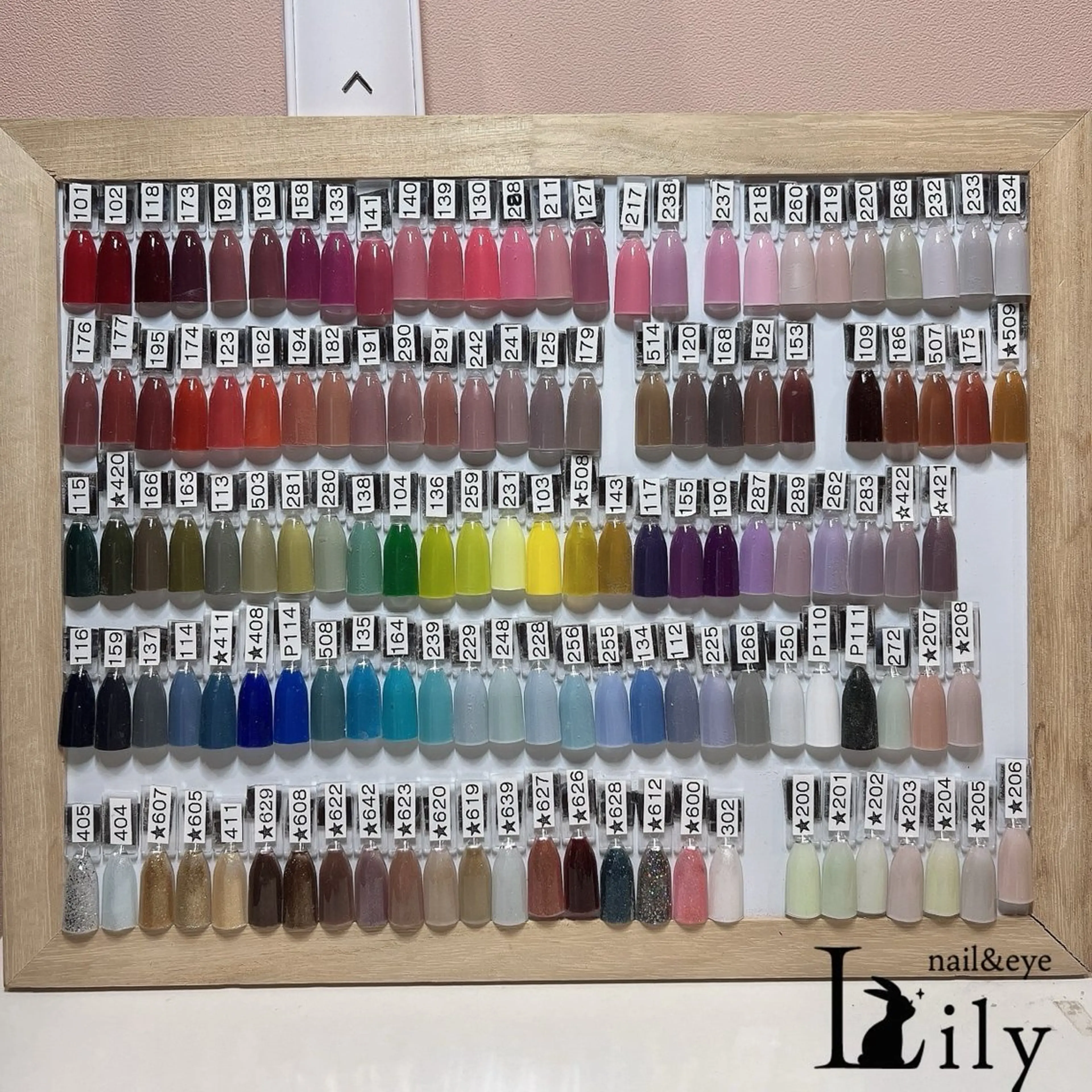 nail&eye Lily  長谷のネイルデザイン