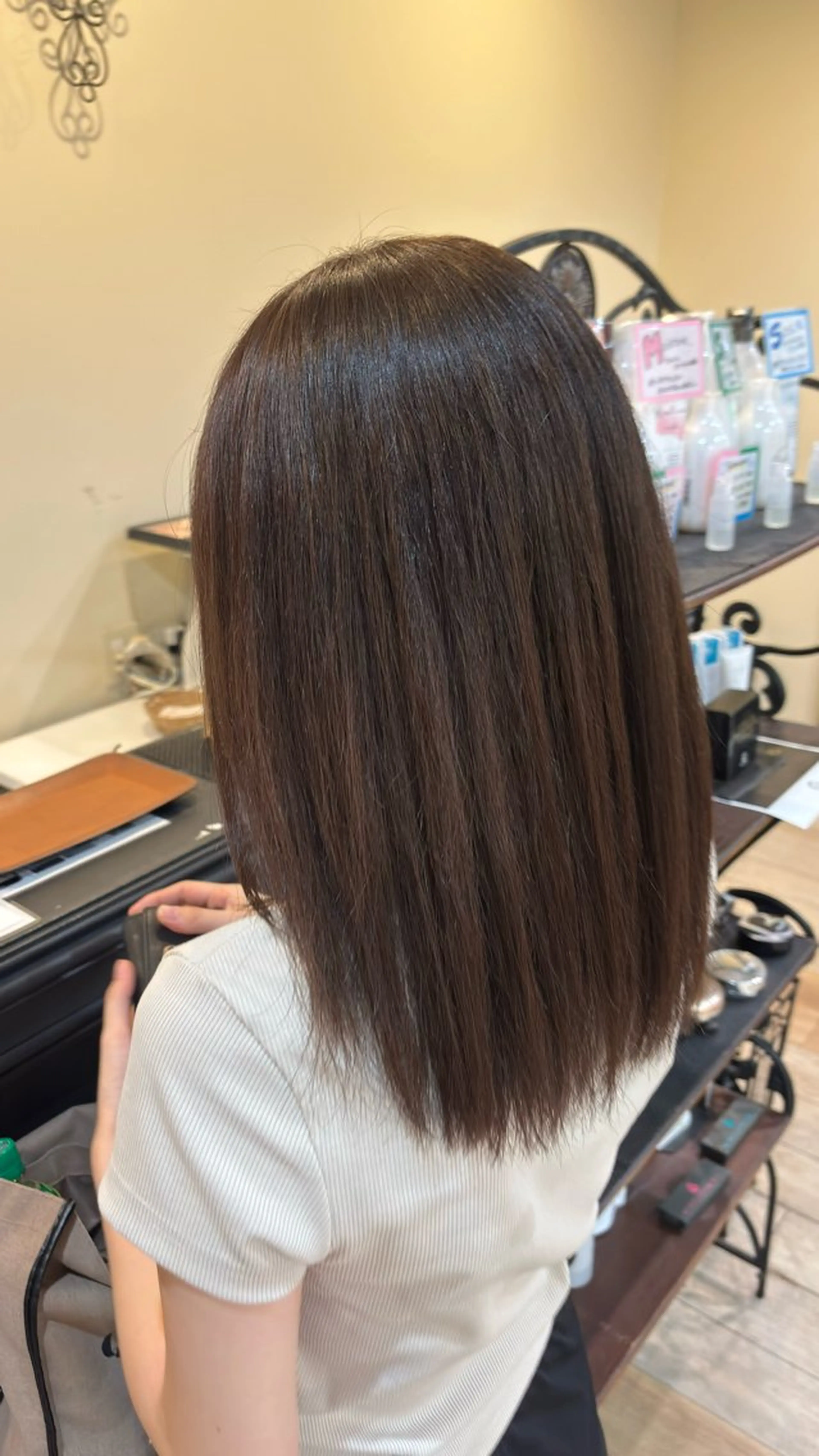 ミディアム カラー ブラウンカラー ナチュラルブラウン ヘアカラー トリートメント Karin trスタイリスト🥀のヘアスタイル