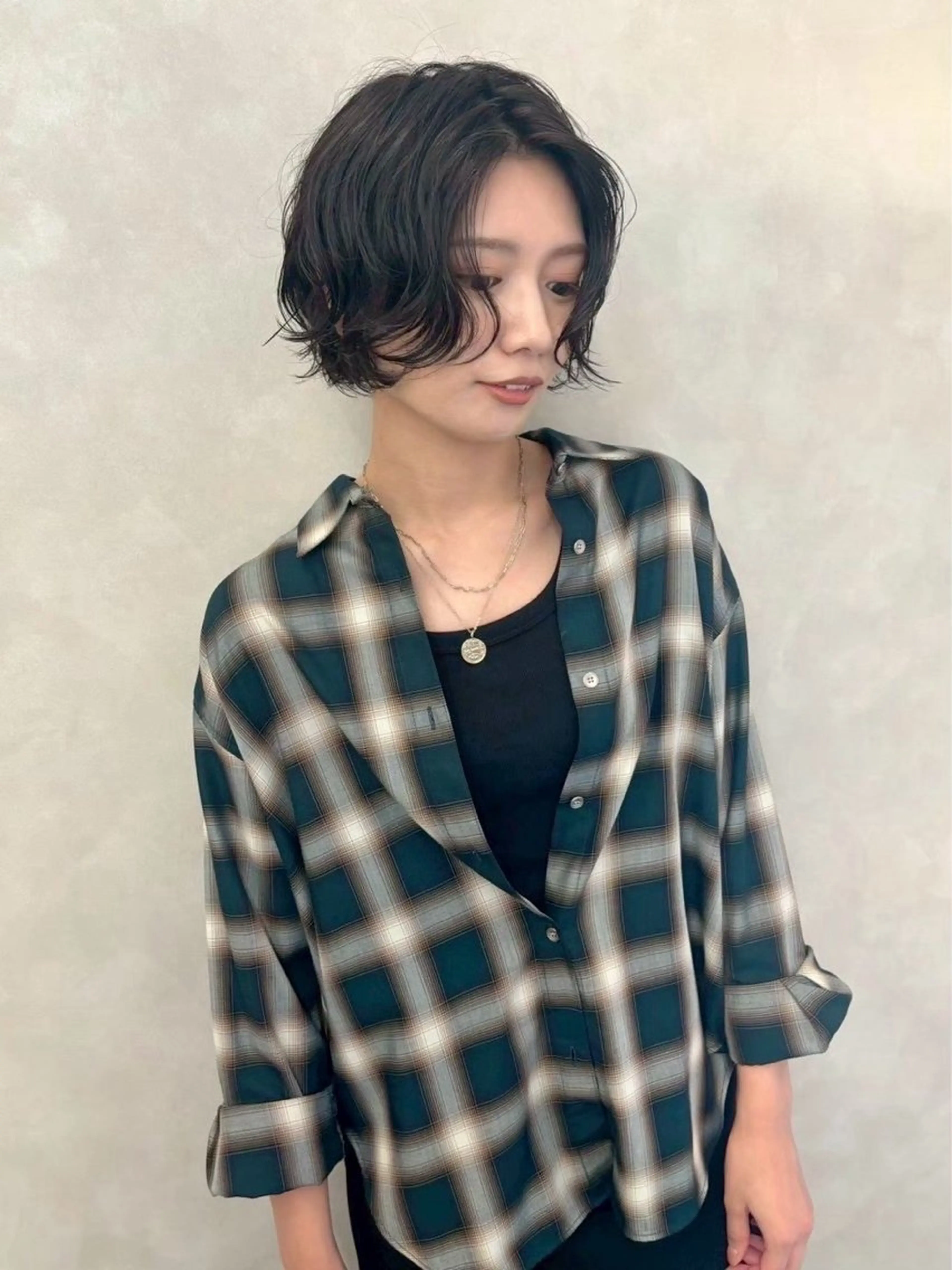 ショート 草野ゆずき⌇縮毛矯正 ⌇Wカラー⌇レイヤーのヘアスタイル