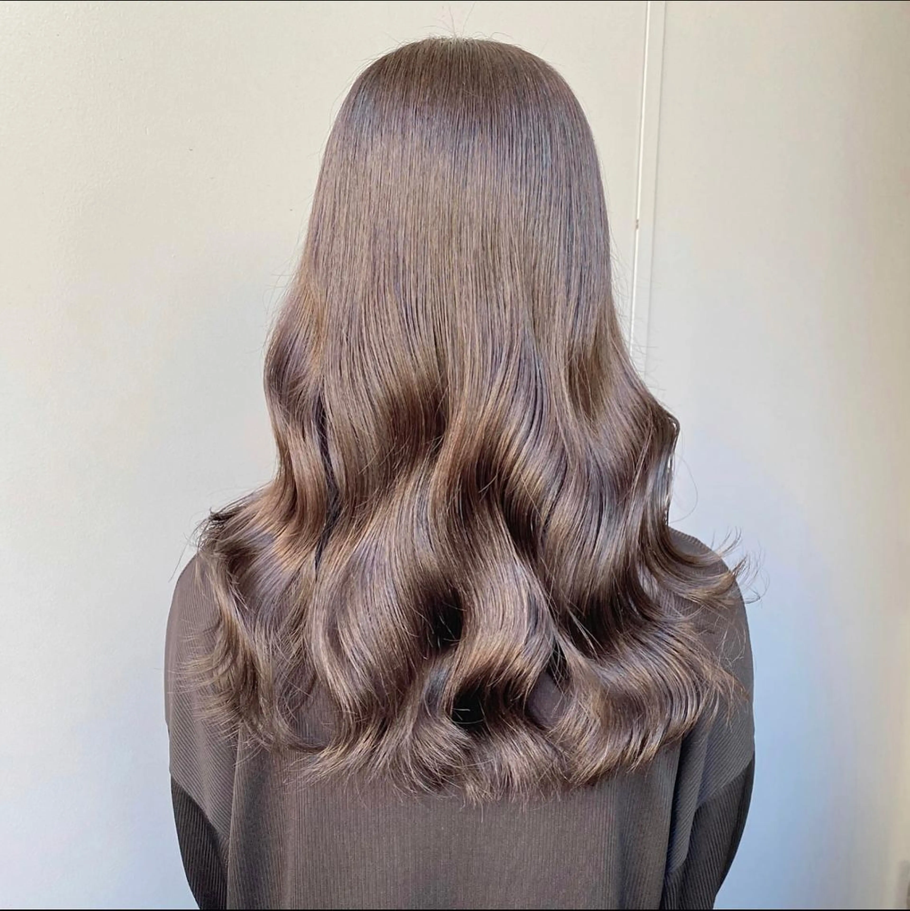 ミディアム カラー ヘアカラー トリートメント ヘアセット 上品🤍韓国レイヤー /透明感🤍FUGAのヘアスタイル