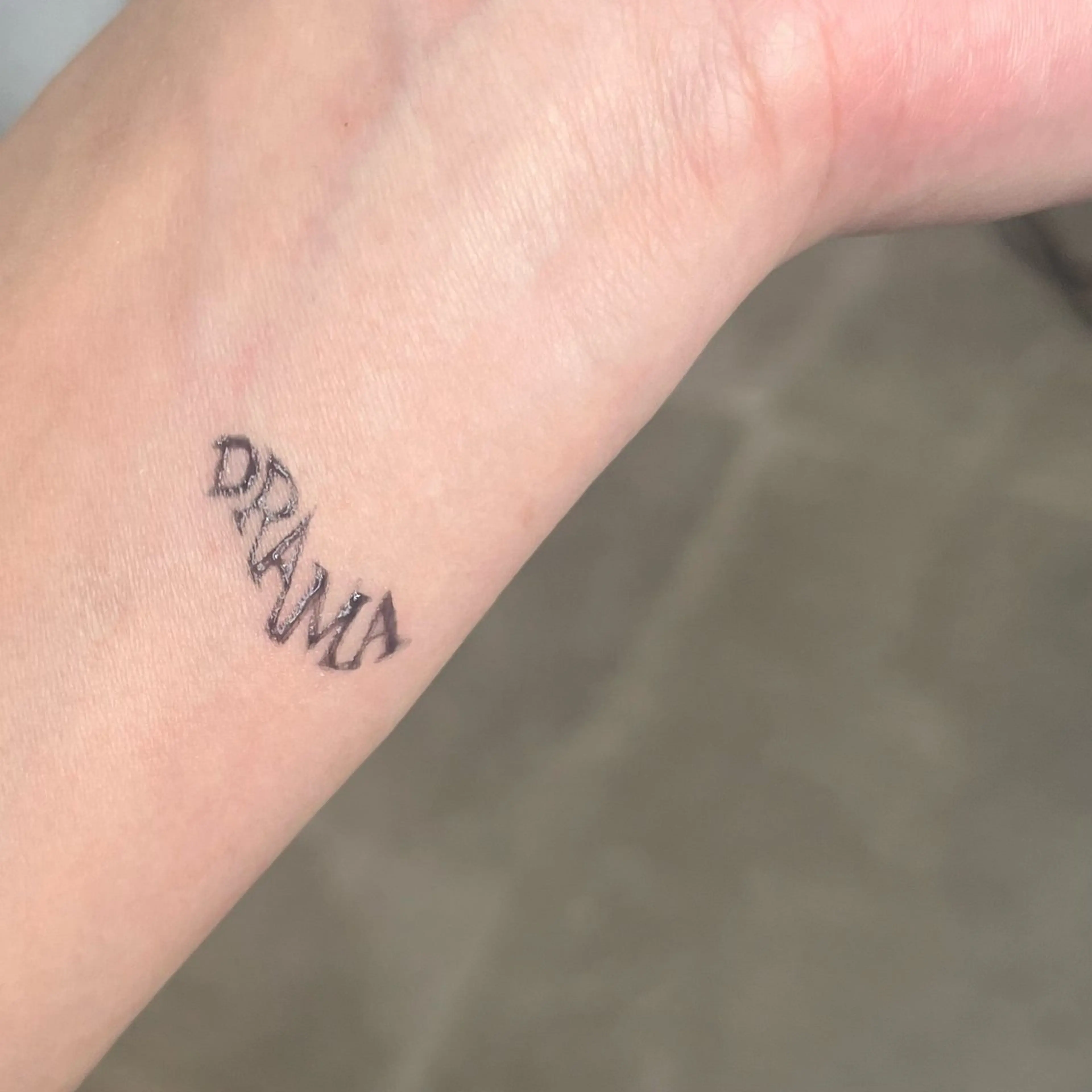 その他 repos 金山ネイルサロンのネイルデザイン