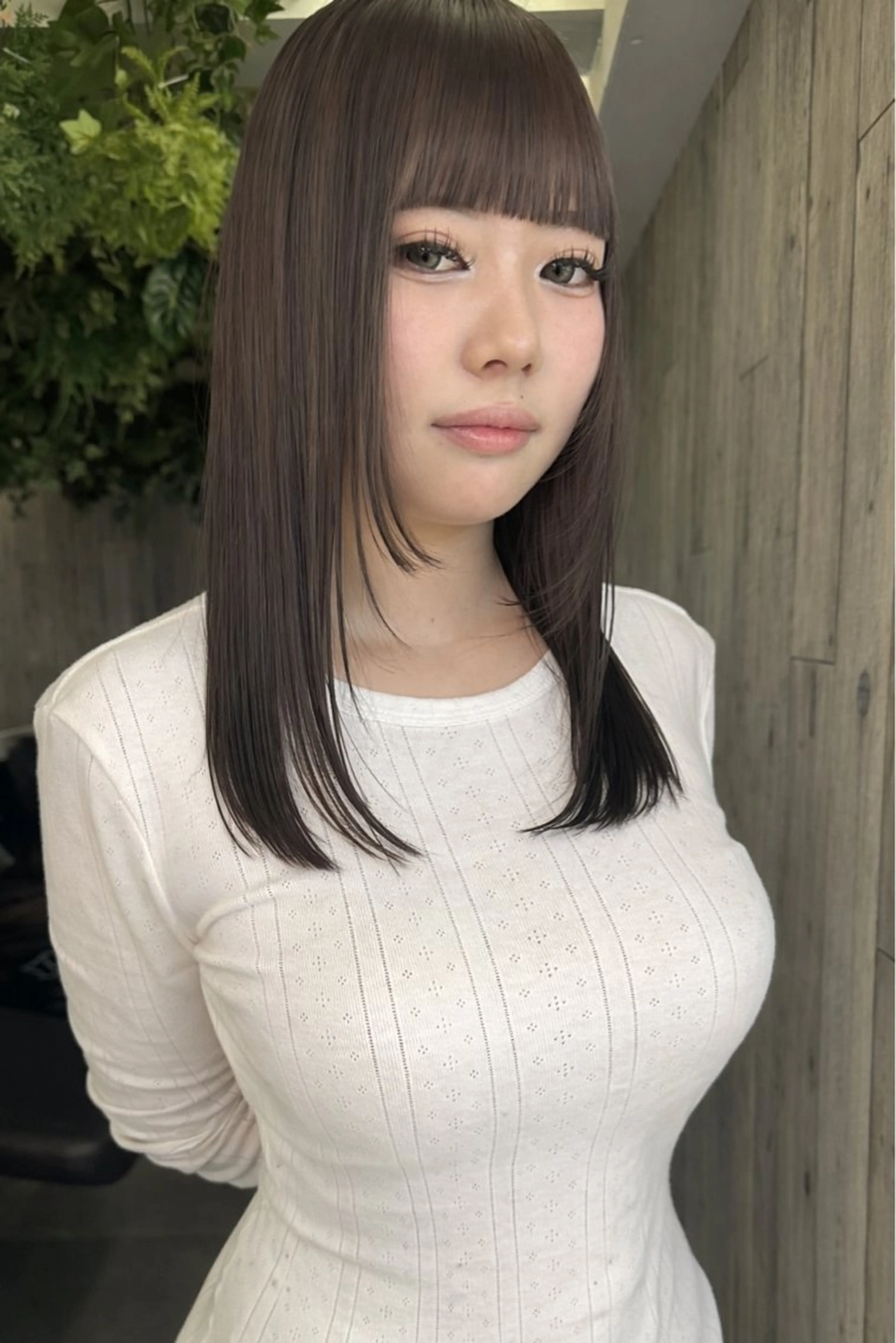 骨格矯正小顔レイヤーカット✂️＋大人艶感透明感カラー🌈＋高タンパク質トリートメント✨の写真