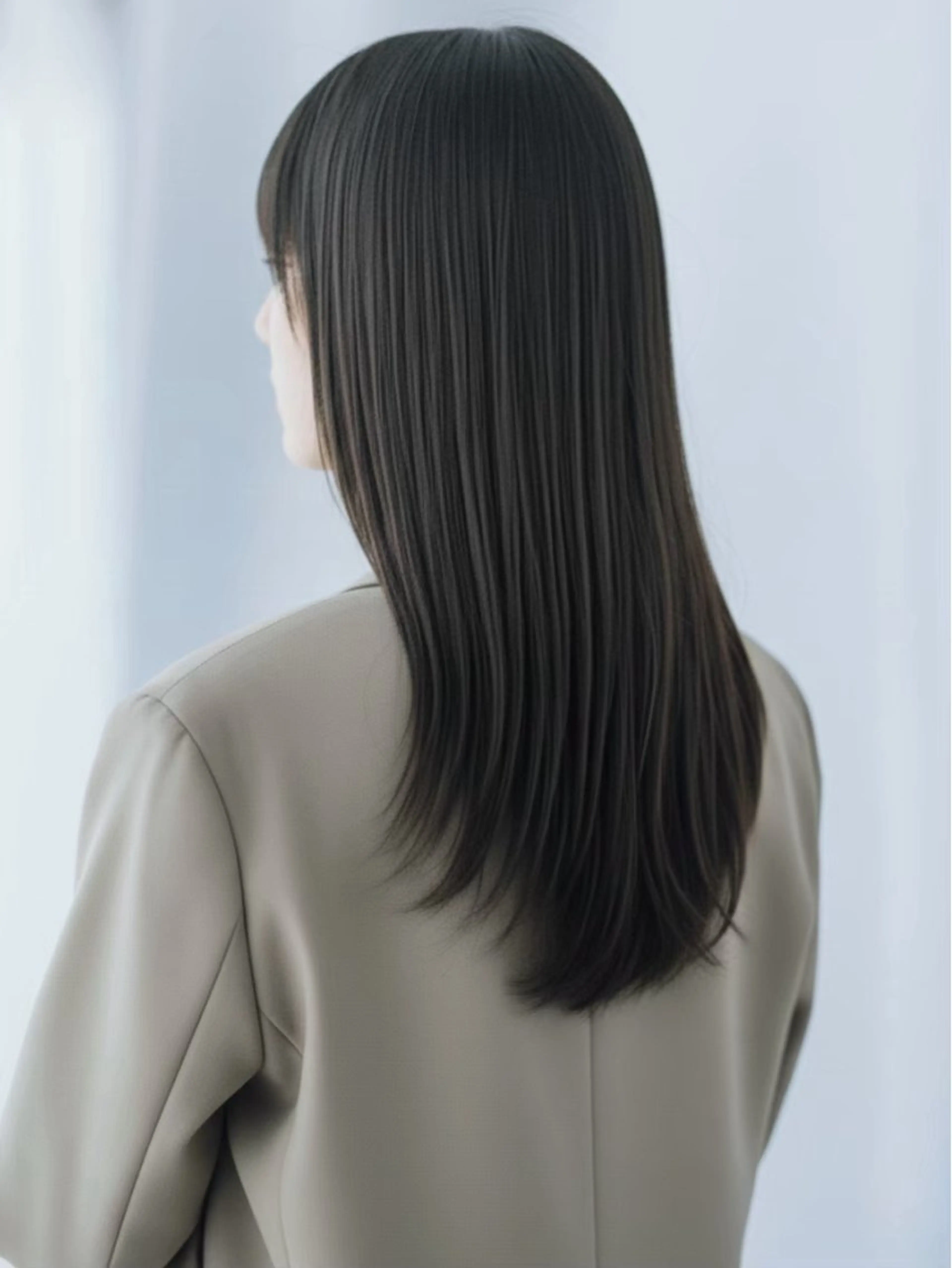 セミロング カラー 中澤 來美のヘアスタイル