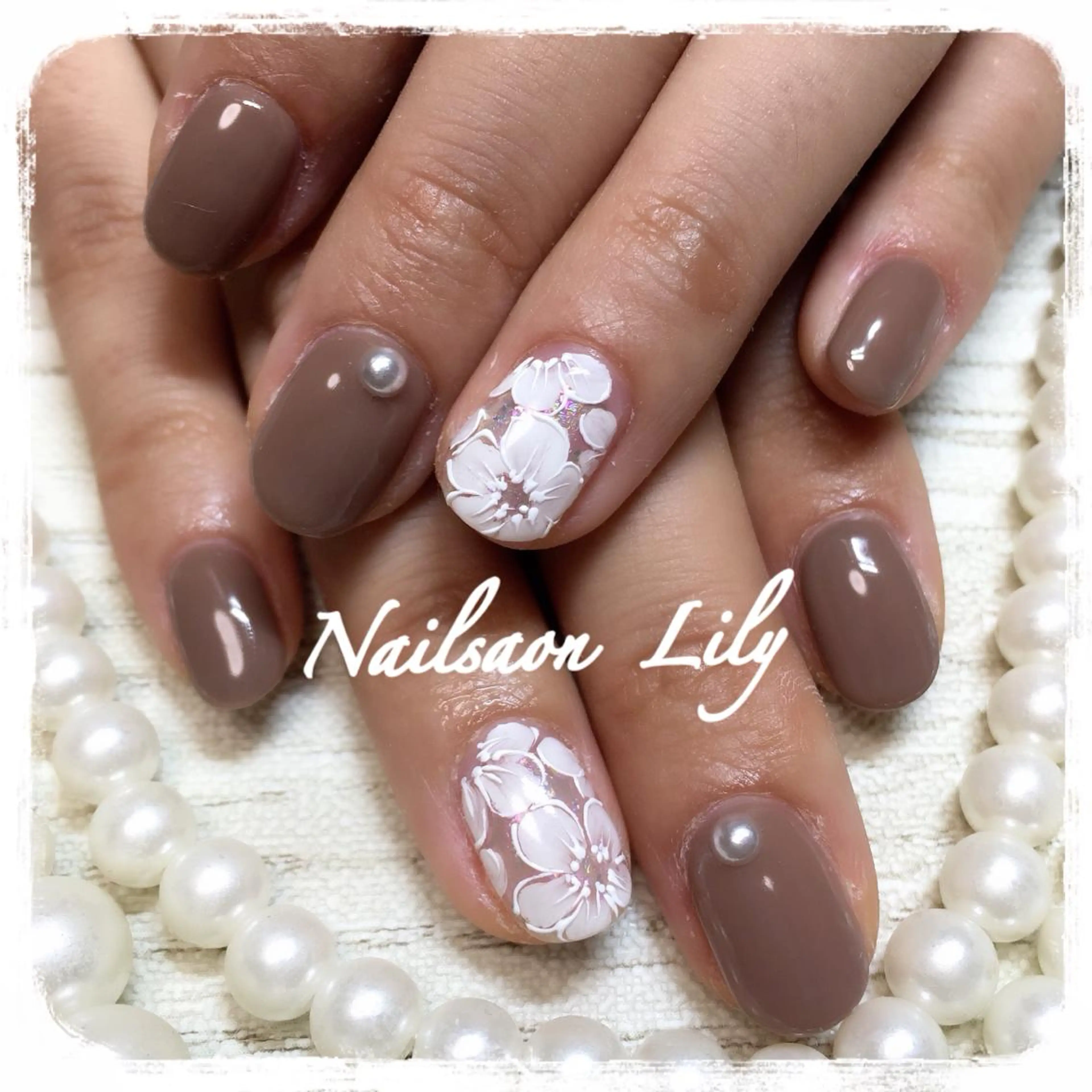 ネイル フラワーネイル Lily*nail 🌻Mii🌻のネイルデザイン