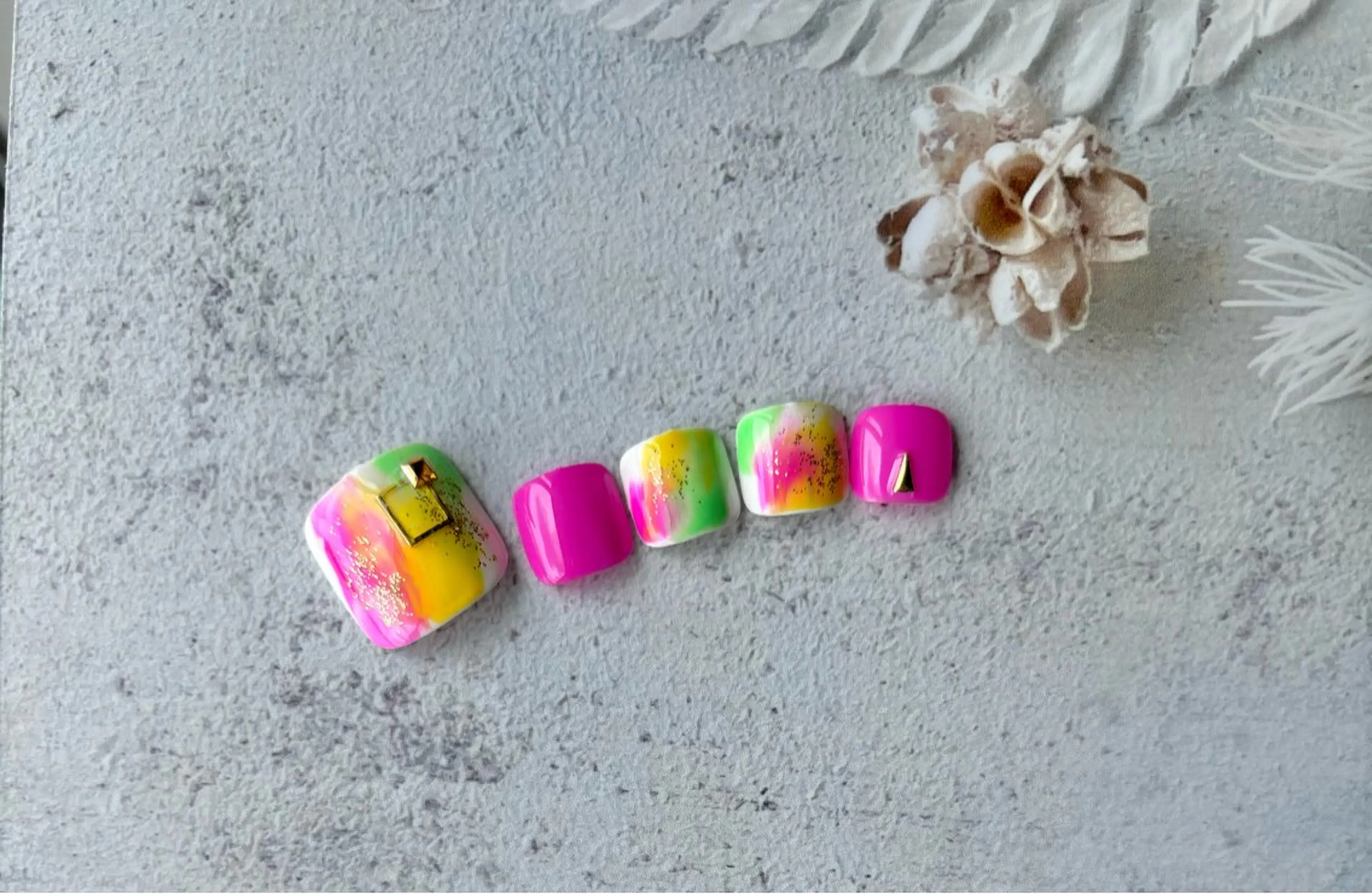 ネイル フットネイル ジェルネイル フットネイル sari nailのネイルデザイン