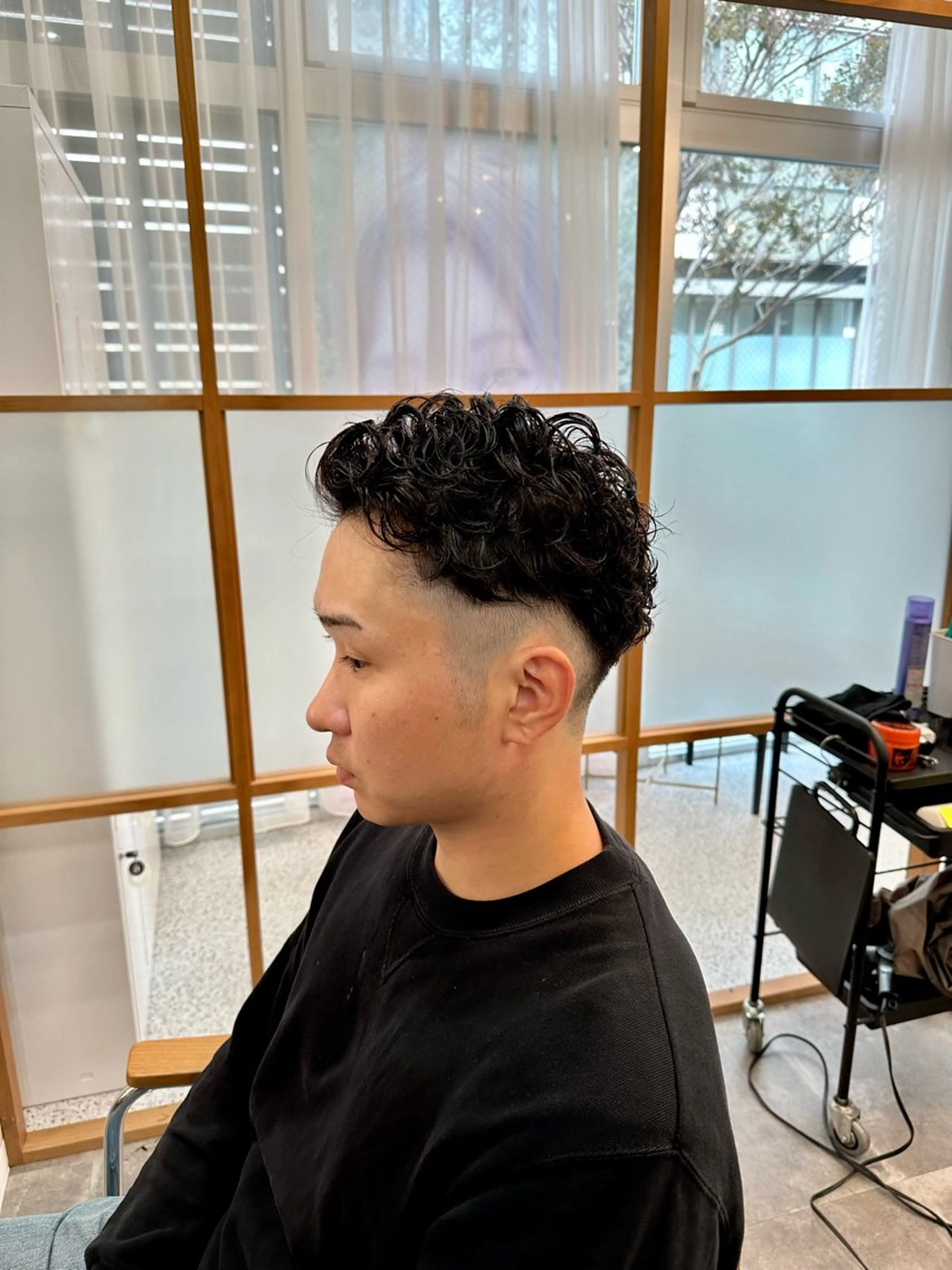 ショート パーマ 鈴木 雅人のヘアスタイル