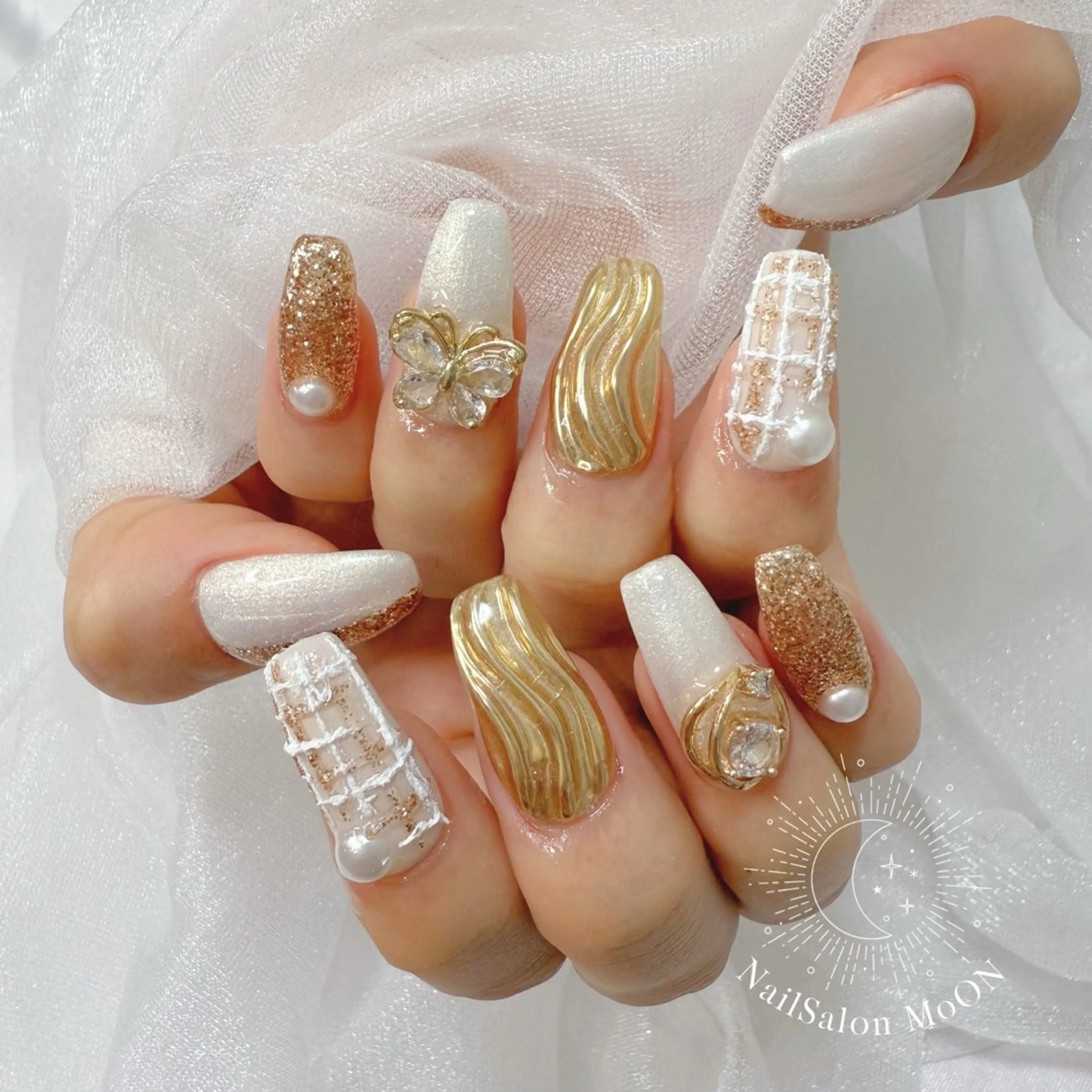 ネイル MoON...❤︎ MeGuのネイルデザイン