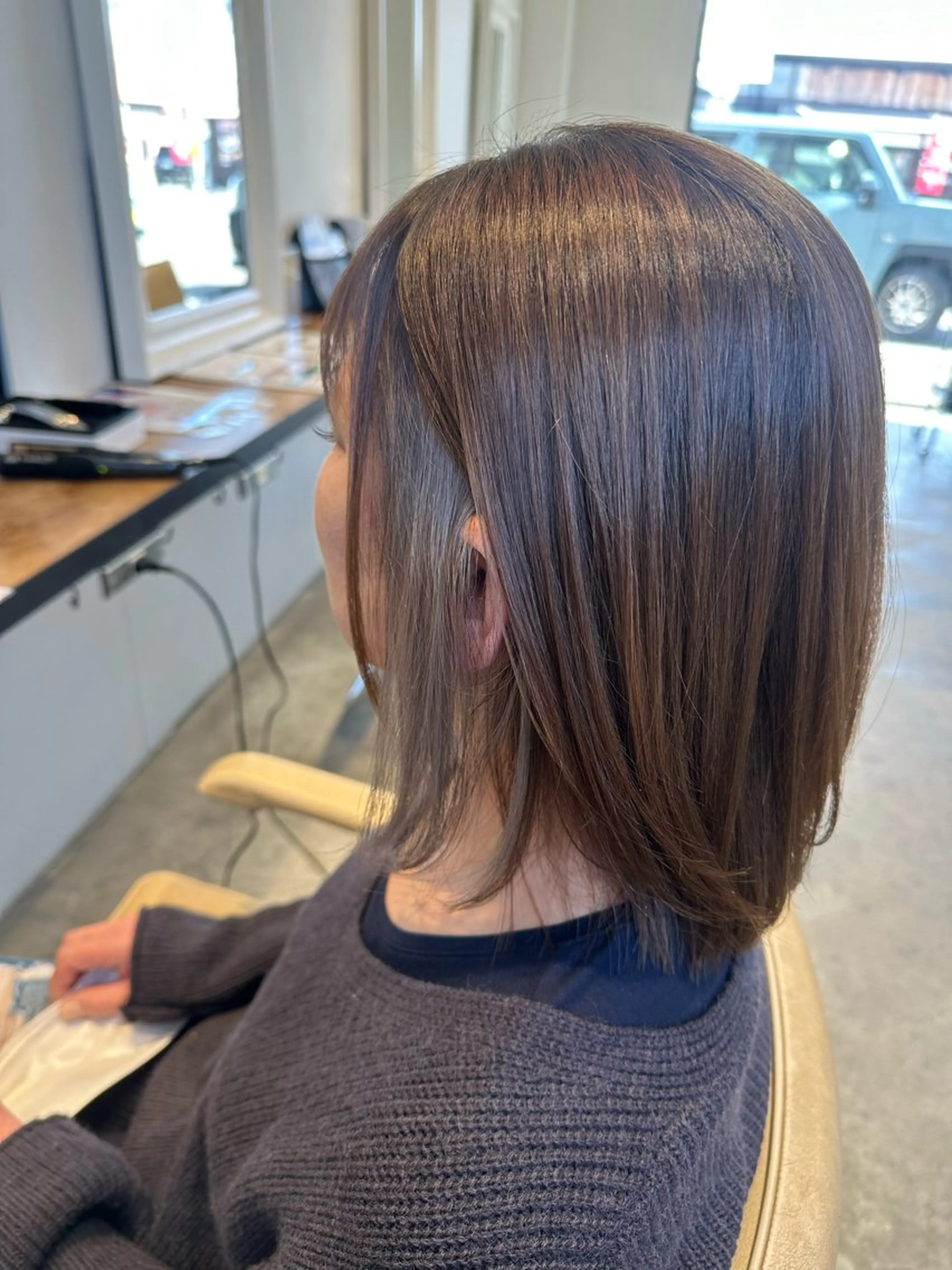 ミディアム カラー イヤリングカラー シルバー 水戸/似合わせカット /Rukaのヘアスタイル