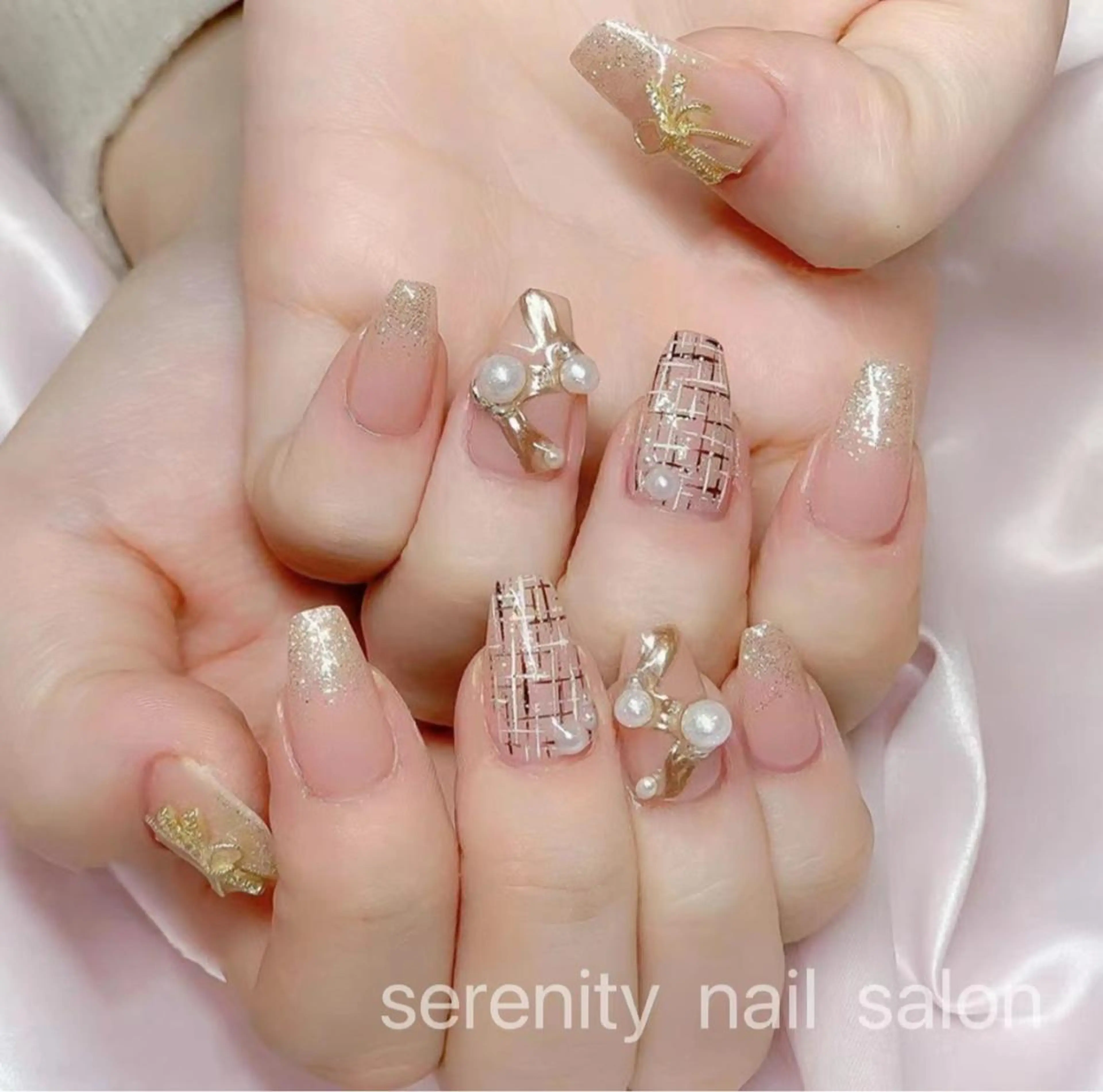 ネイル ハンドネイル ハンドケア ✨Serenity Nail salonのネイルデザイン