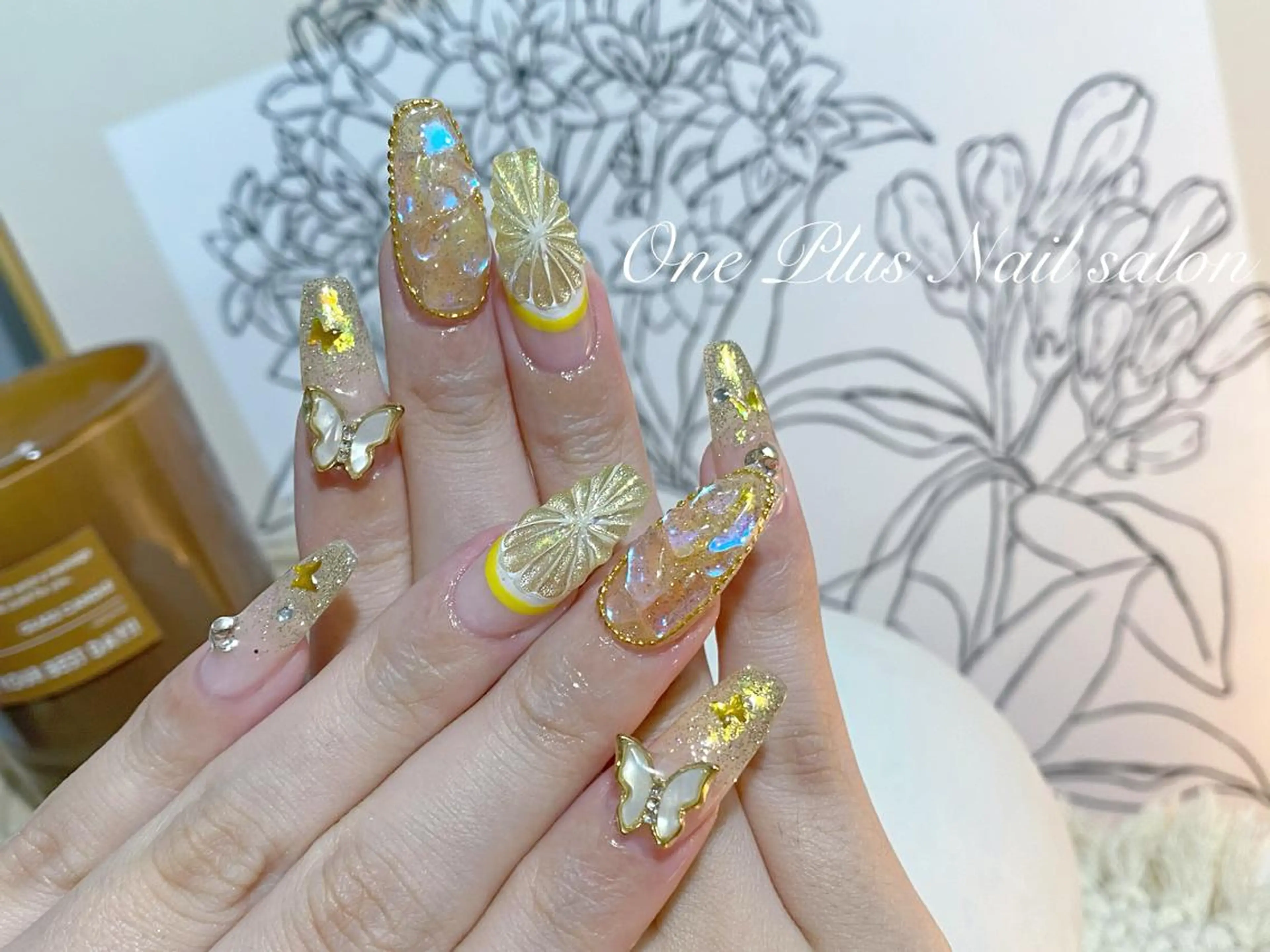 ネイル One Plus Nail Salonのネイルデザイン