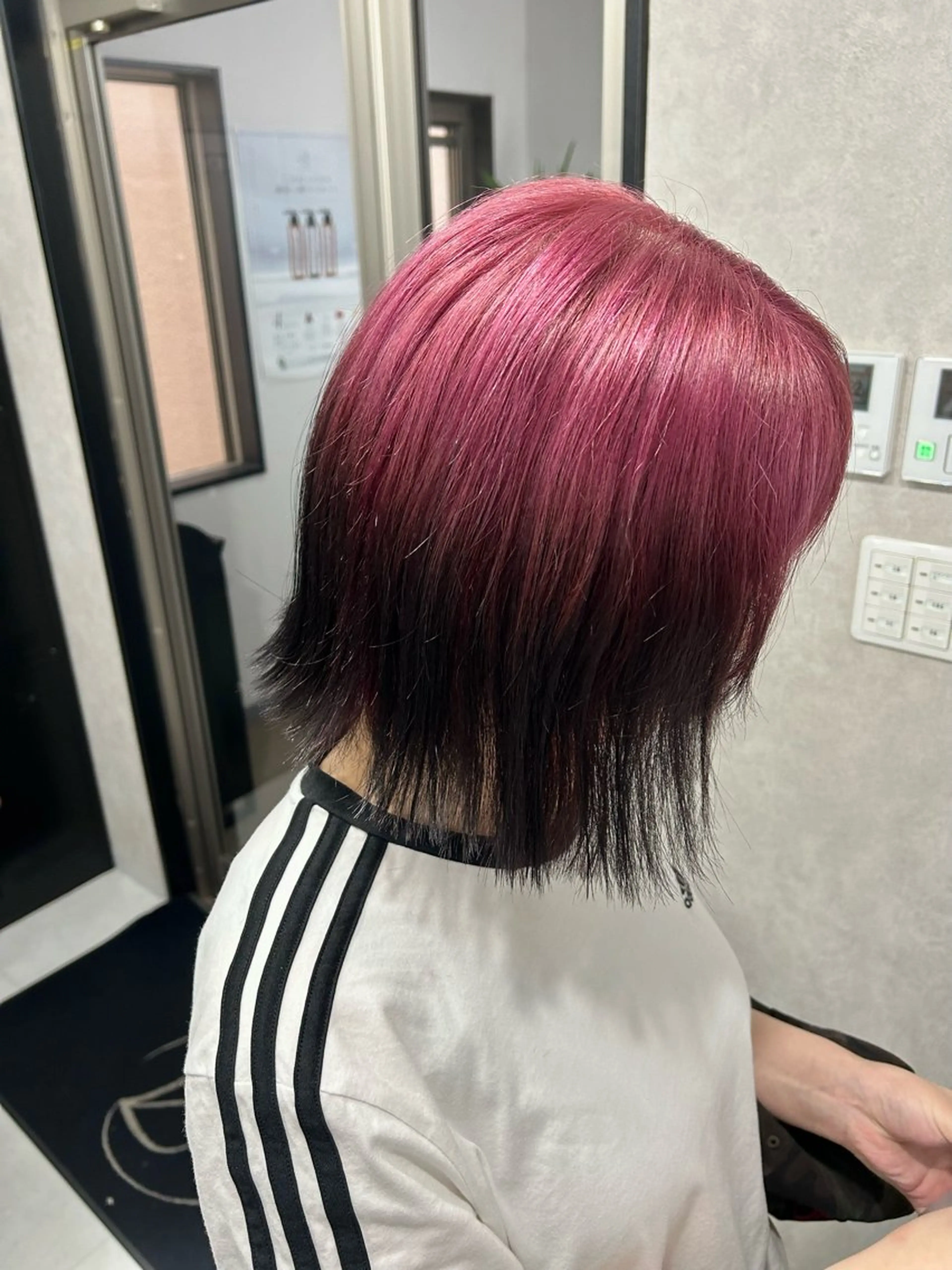 ミディアム カラー ブリーチ グラデーションカラー カット ヘアカラー 🫧高鹿汰一髪質改善 /白髪ぼかし🫧のヘアスタイル