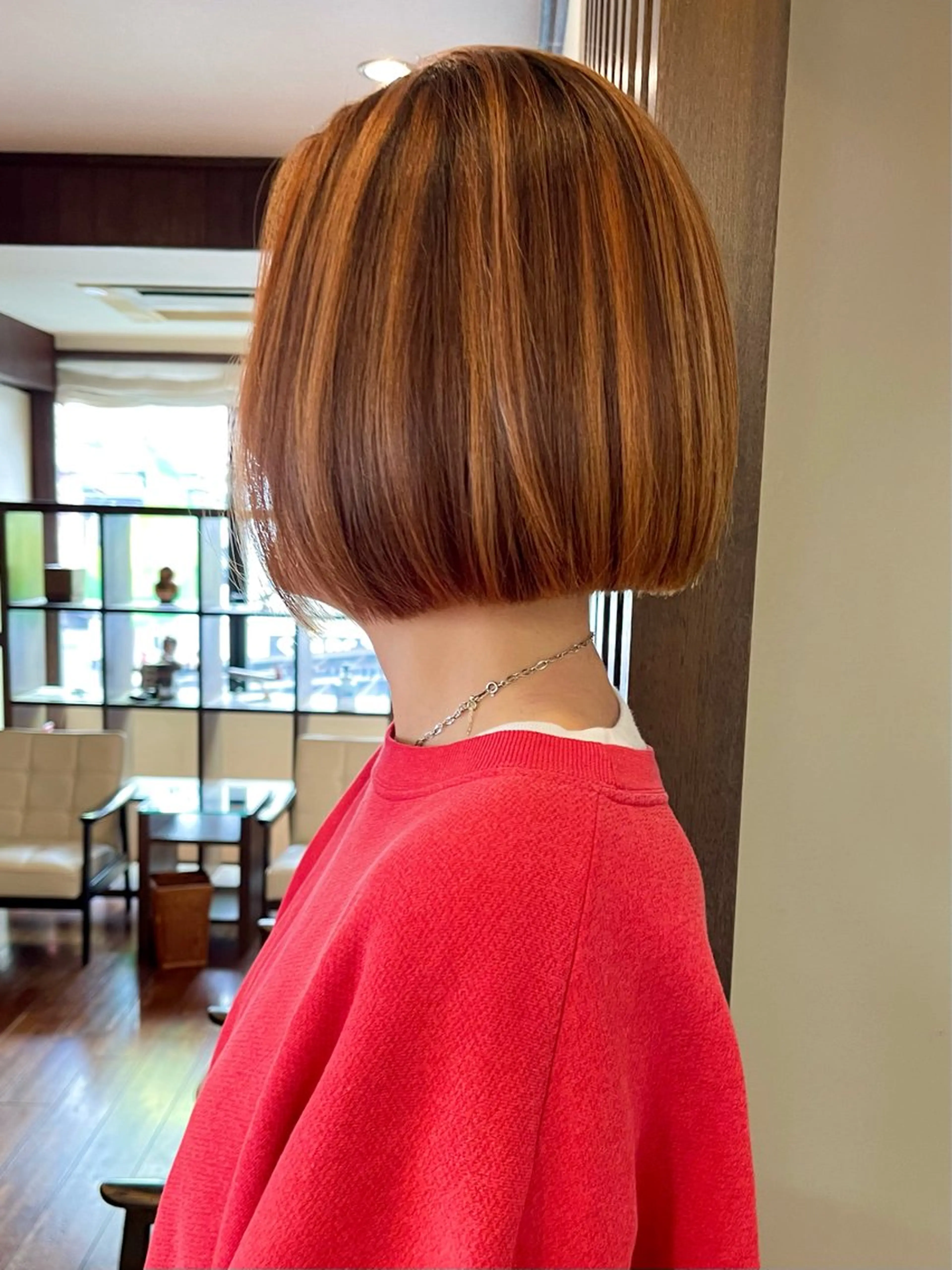 ショート カラー バレイヤージュ ベージュカラー ハイライトカラー オレンジ オレンジベージュ カット ヘアカラー トリートメント 田室 和幸のヘアスタイル