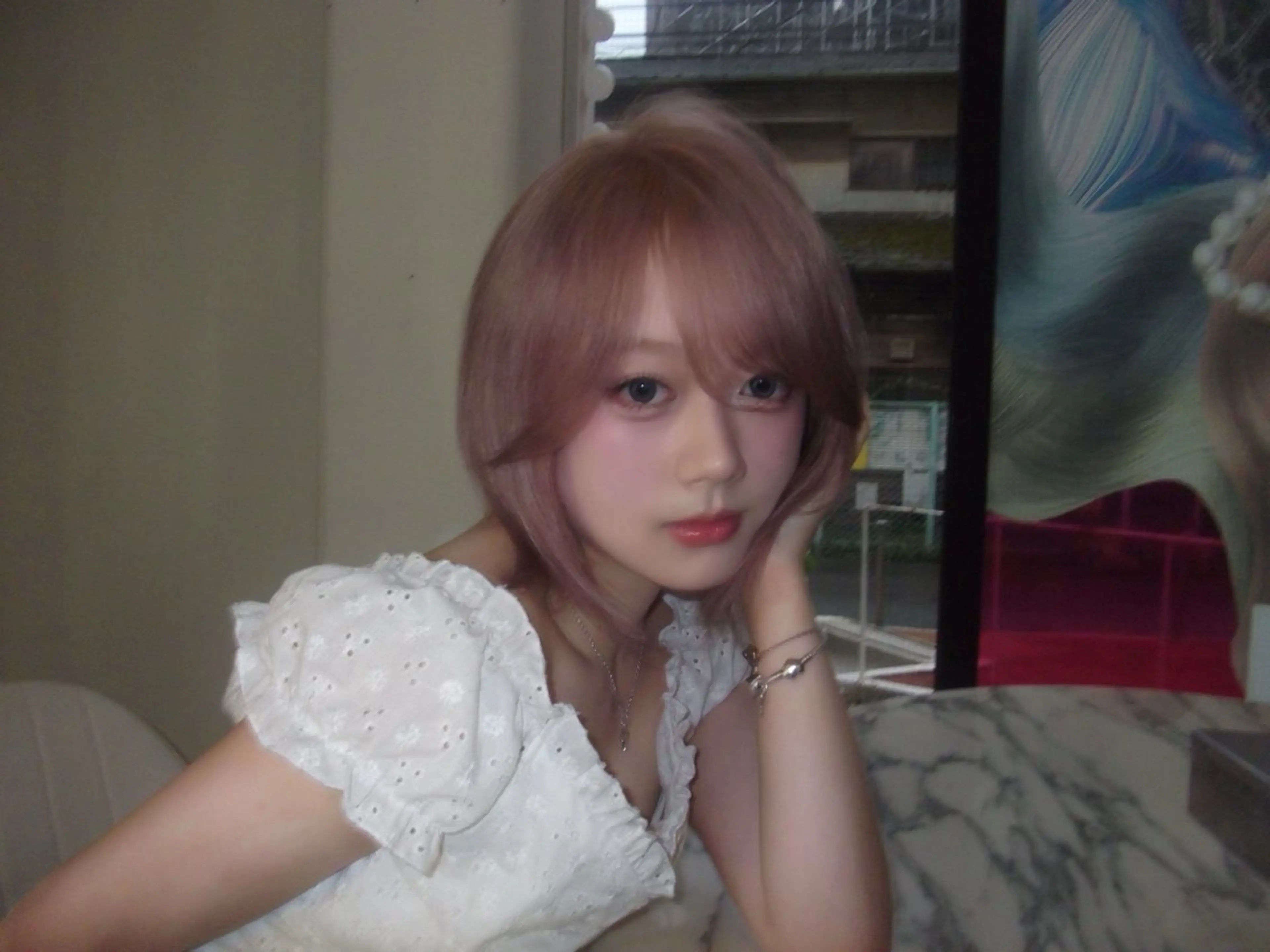 ミディアム AIRA/ブリーチ ‪/透明感カラーのヘアスタイル