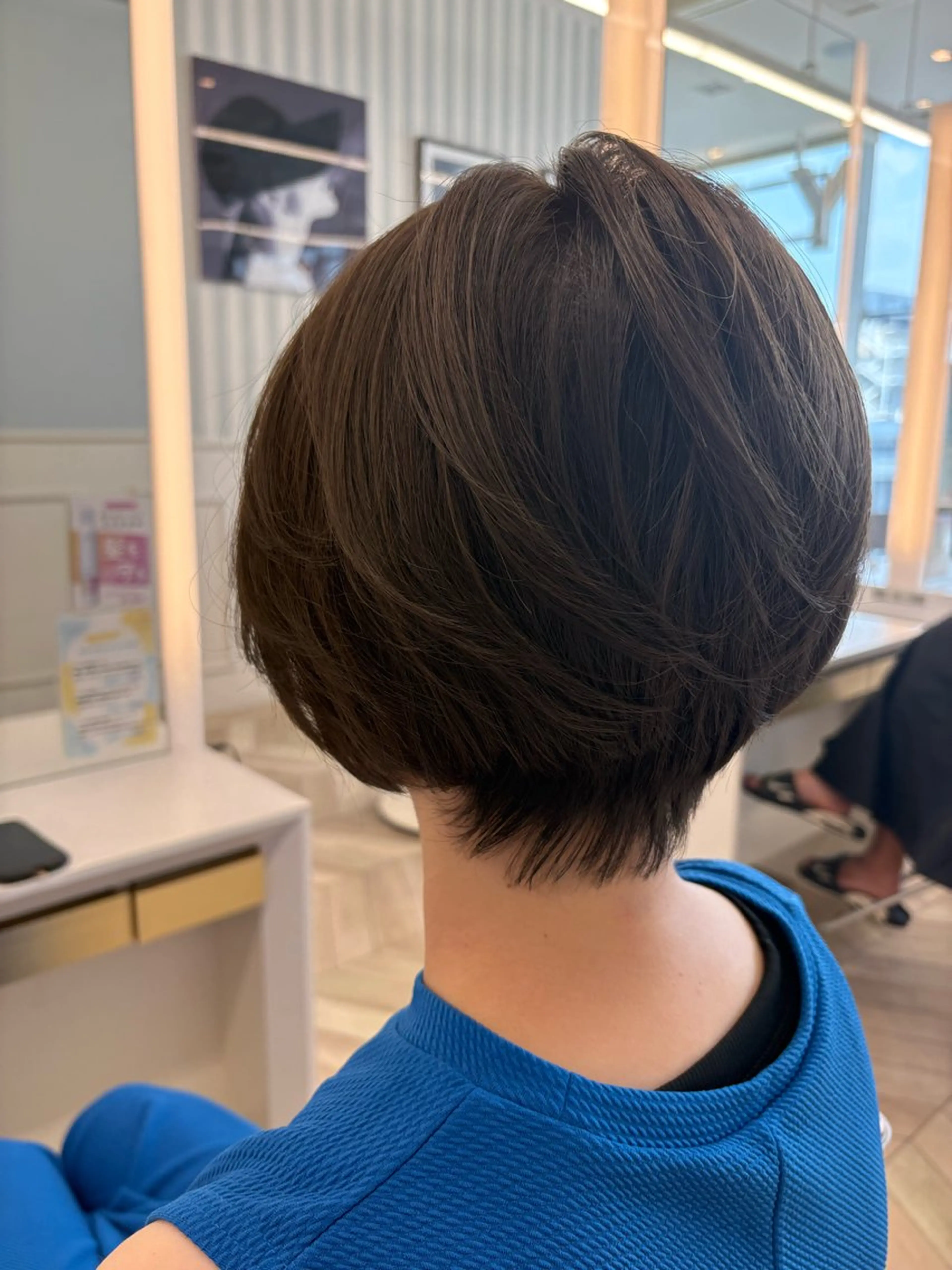 ショート くびれヘア ショートヘア カット ヘアカラー ✂️小顔カット✂️ 山本有紀のヘアスタイル