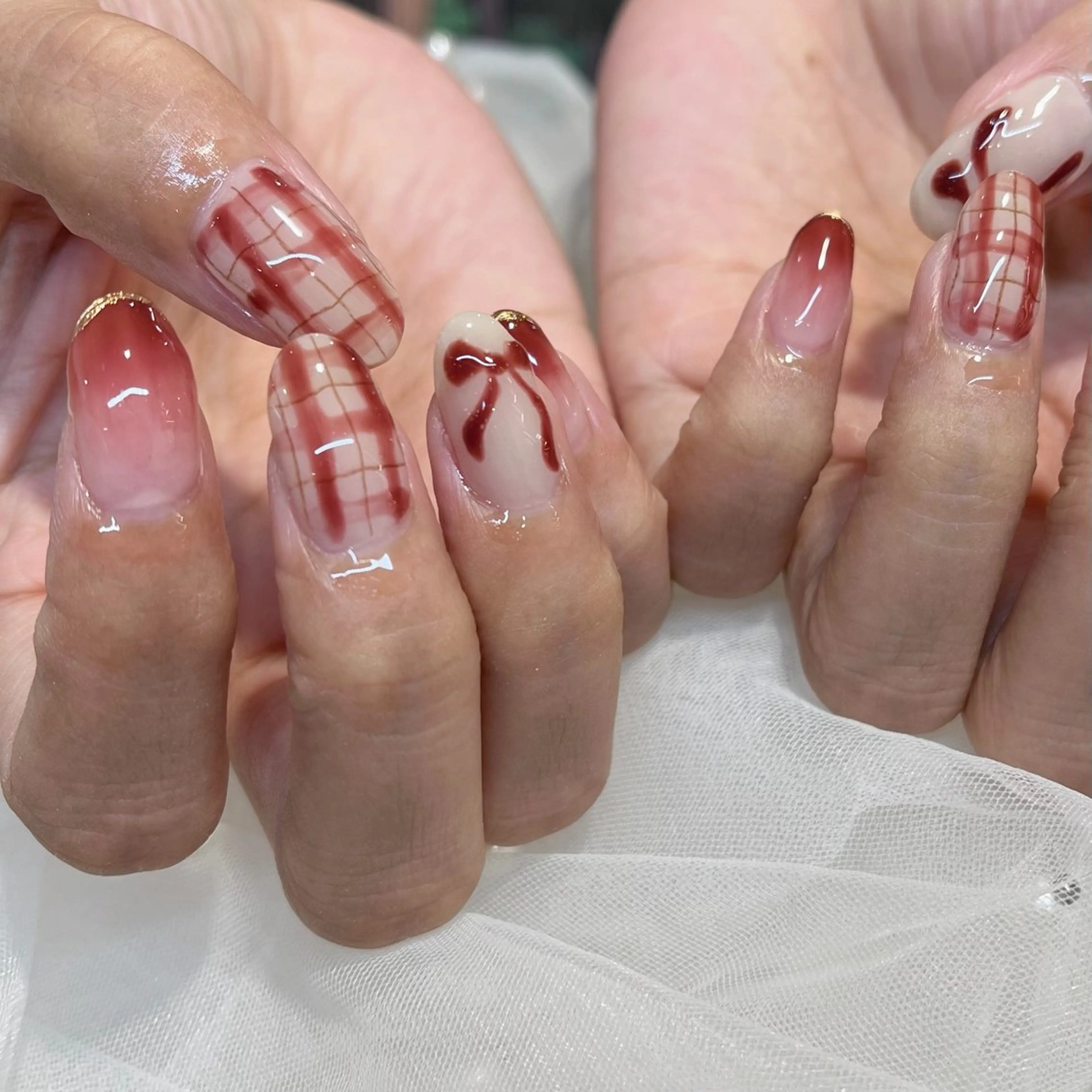 ネイル 内田 里穂のネイルデザイン