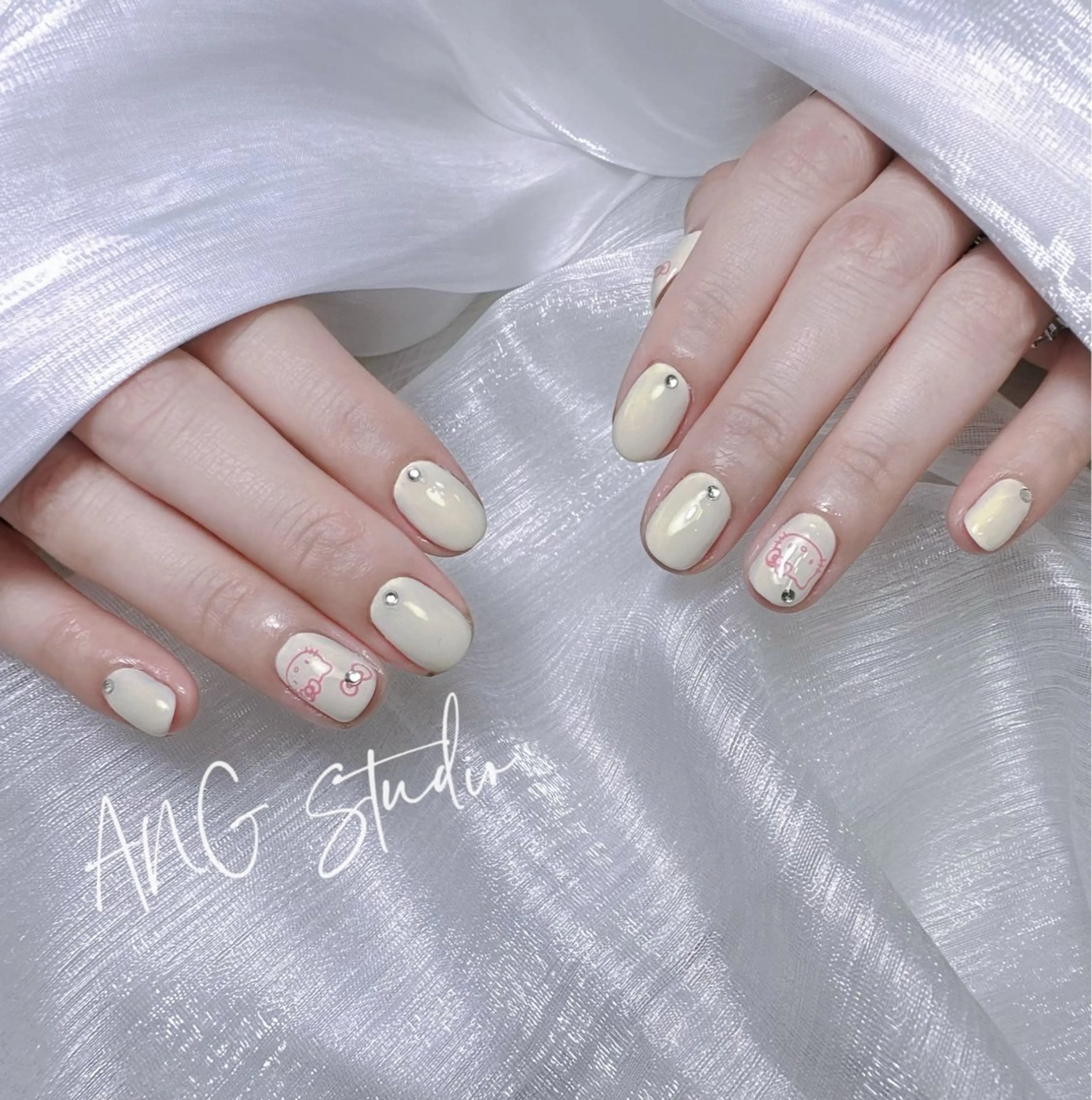 ネイル ハンドネイル ハンドケア ANG Studioのネイルデザイン