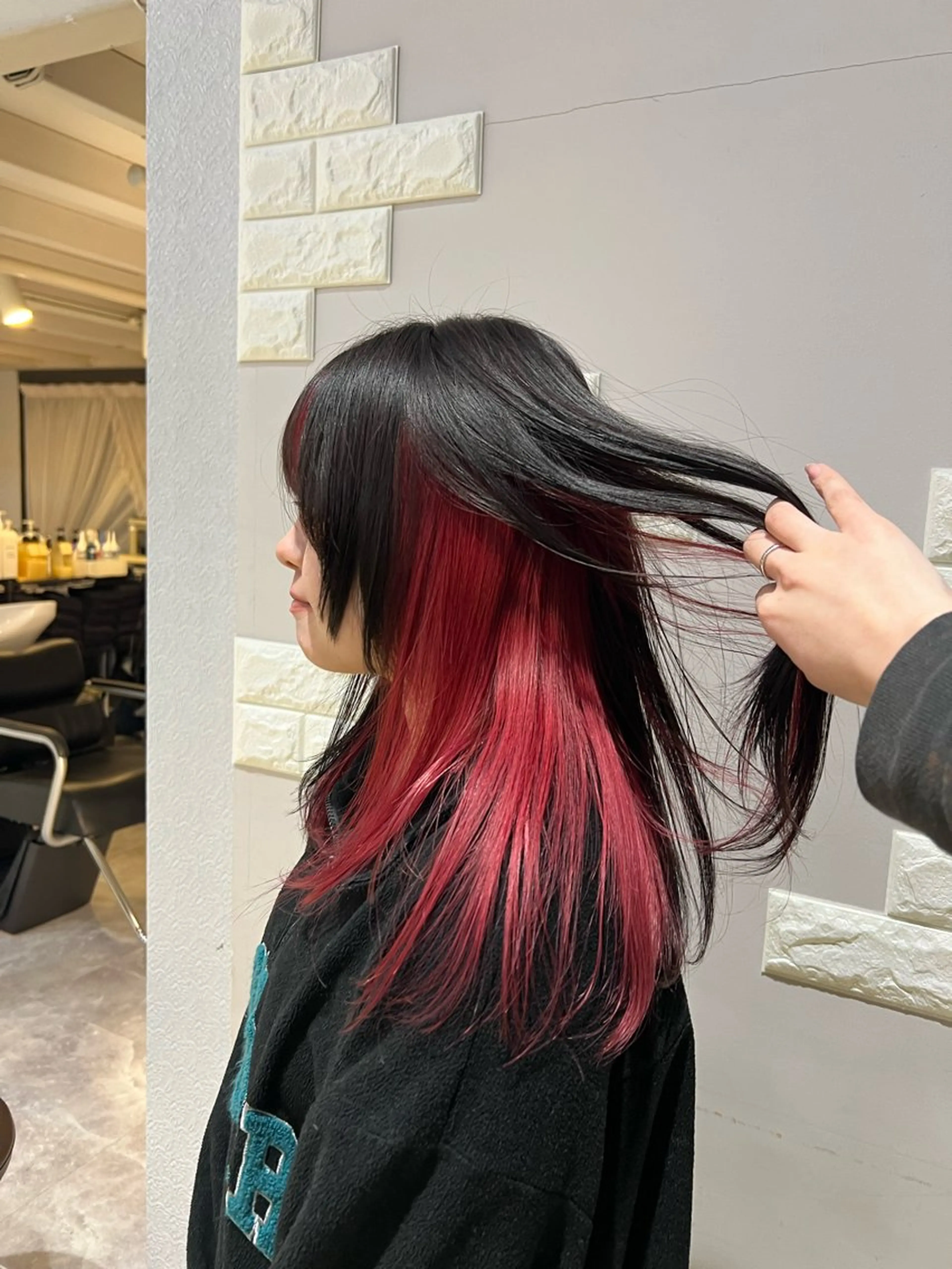 ロング 実子 /透明感カラーのヘアスタイル