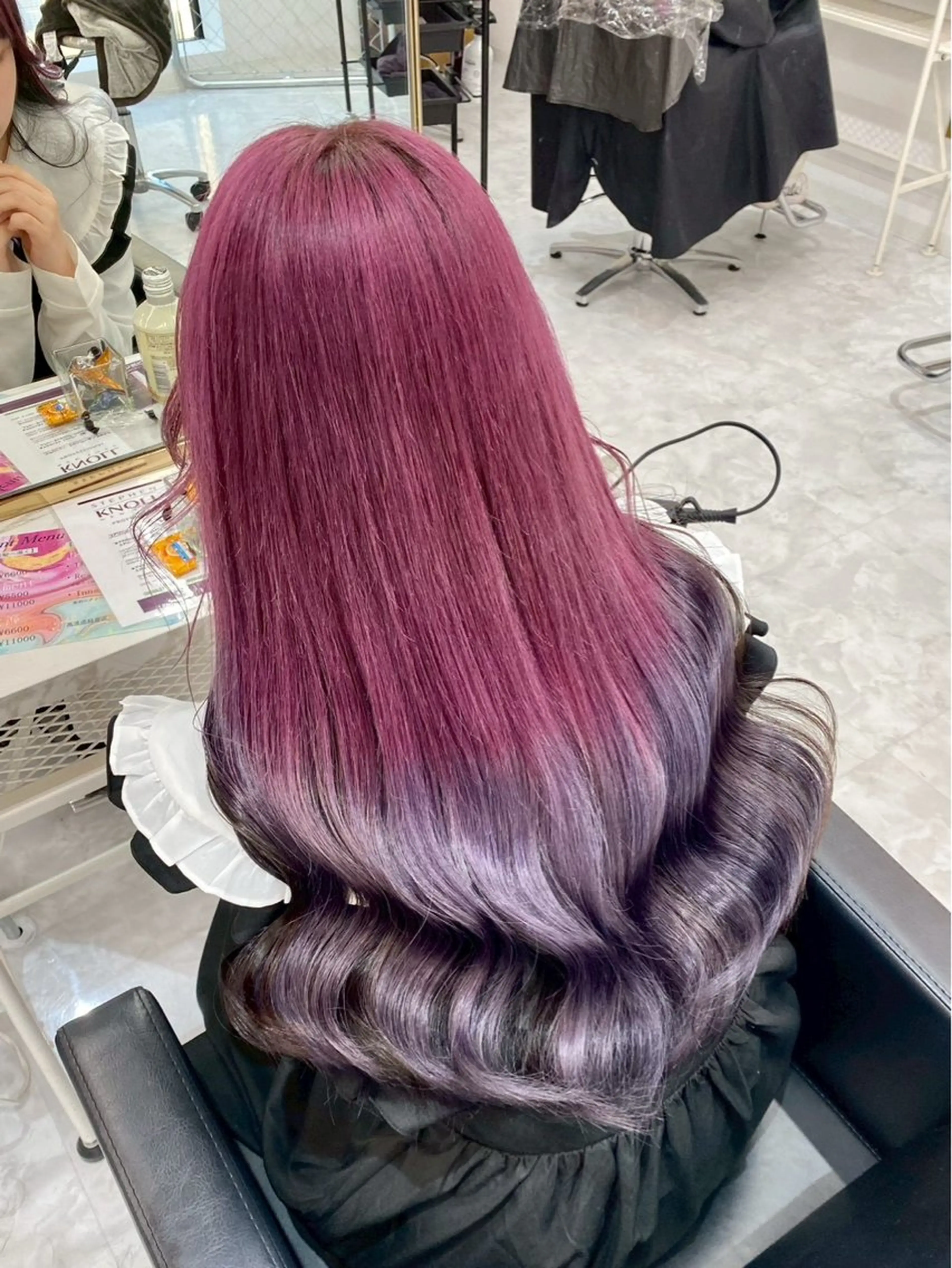 カラー フジマ ハルナのヘアスタイル
