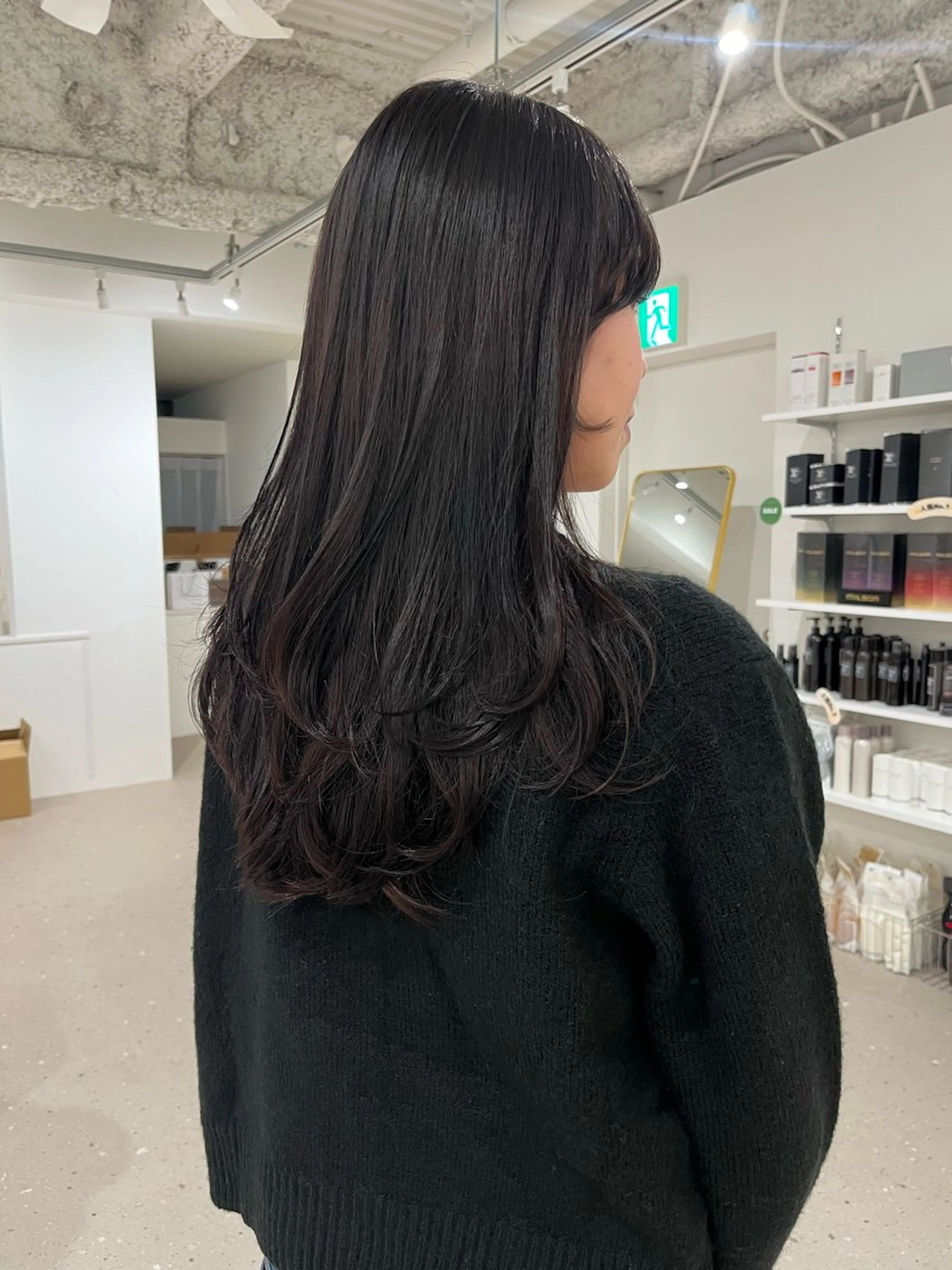 ロング レイヤーカット 箱崎 凪沙のヘアスタイル