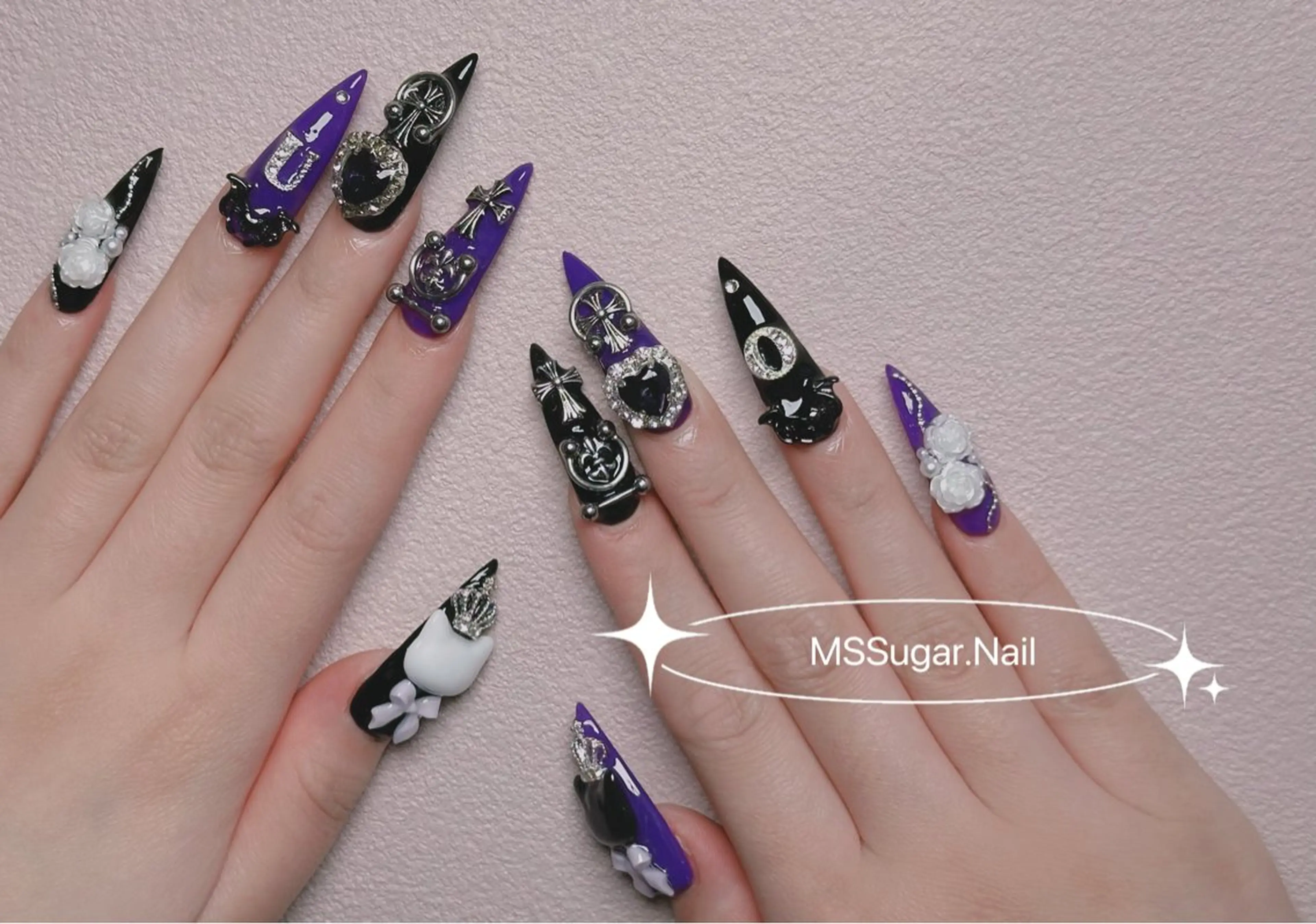 ネイル ハロウィン ロングネイル マグネットネイル スカルプネイル ネイルチップ MSSugar Nailのネイルデザイン