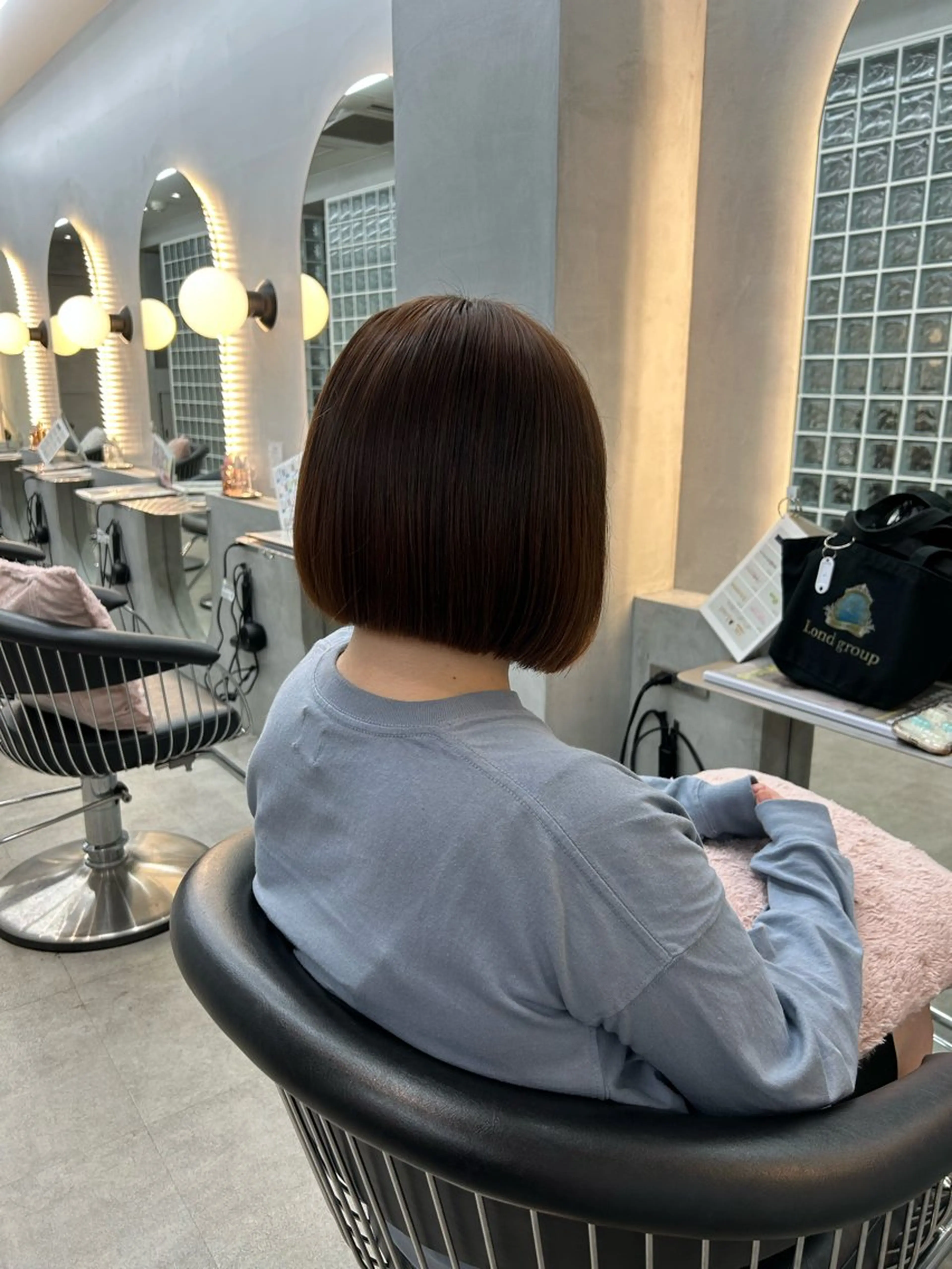 ミディアム レイヤー/艶髪 縮毛矯正🌱  赤石のヘアスタイル