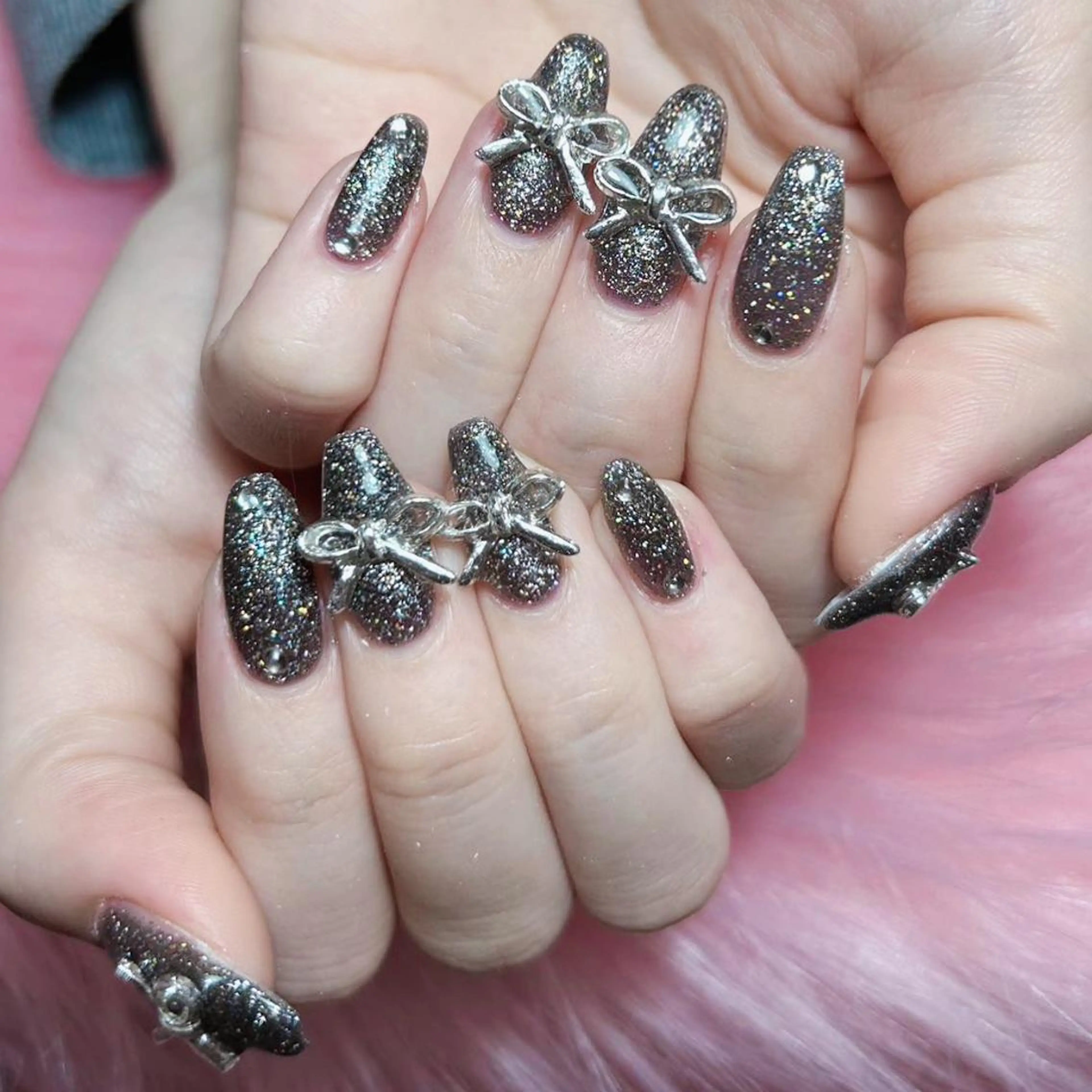 ネイル Asher-Hana 🎗のネイルデザイン