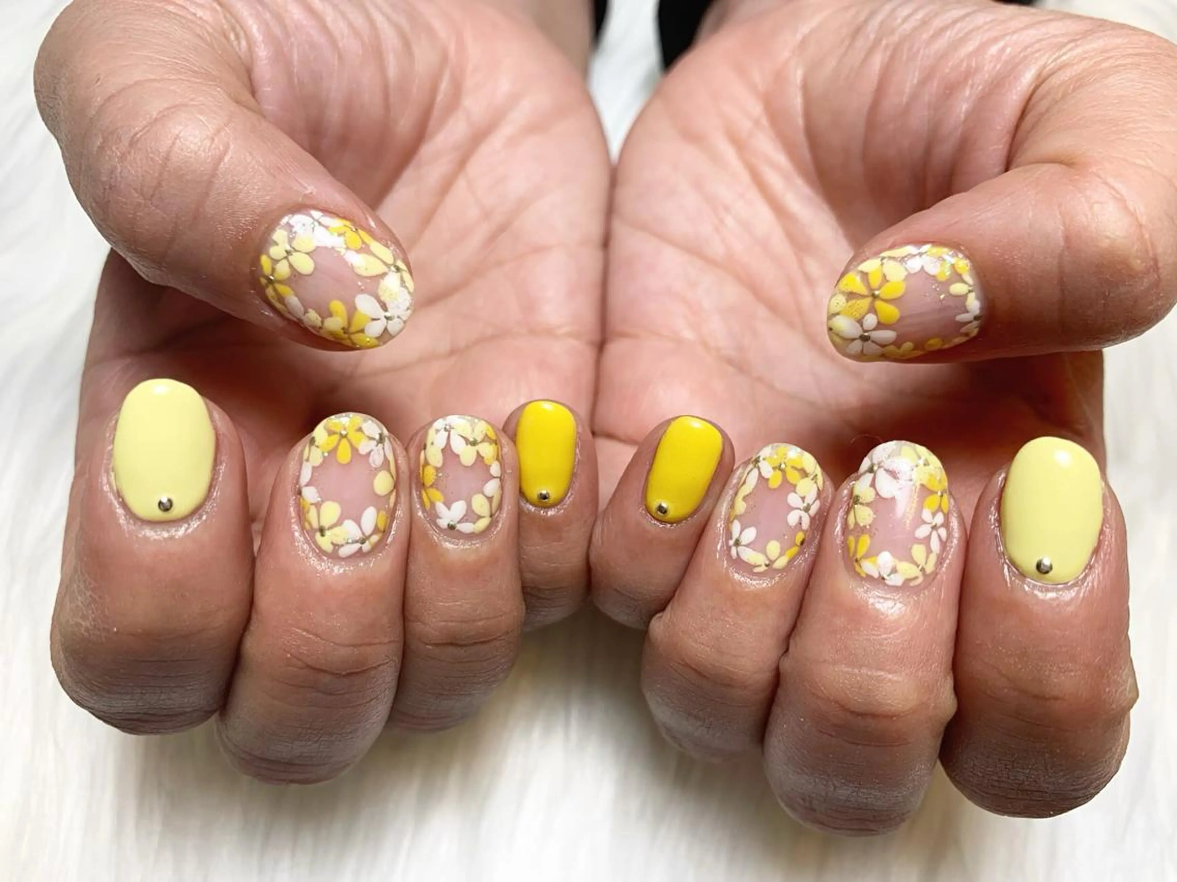 ネイル ハンドネイル 渡邊 亜貴のネイルデザイン