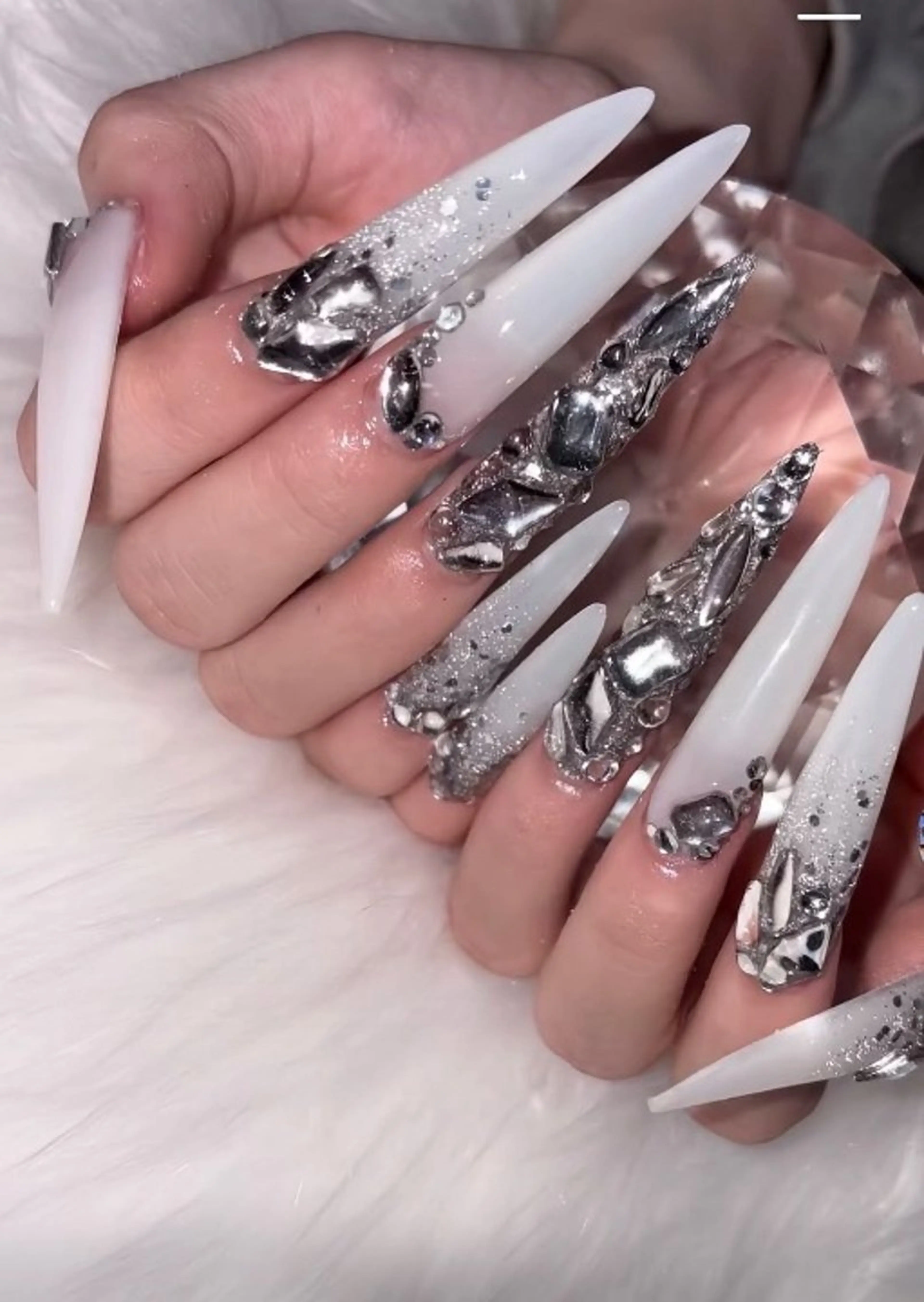 カラー グラデーションカラー ピンクカラー ハンドネイル AIN Nailのネイルデザイン