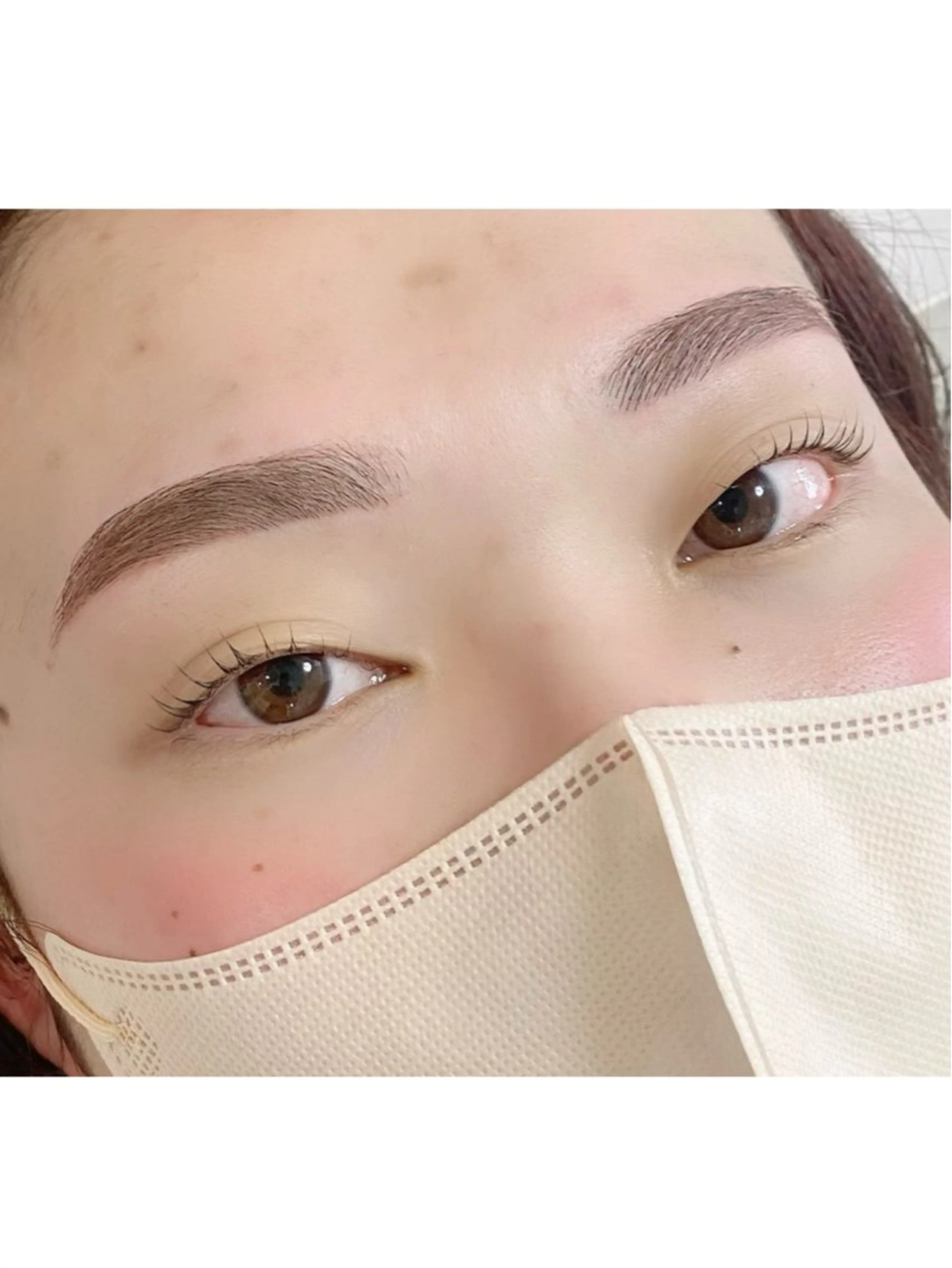 アイブロウ マツパ WHITE EYE makiの眉毛・アイブロウイメージ