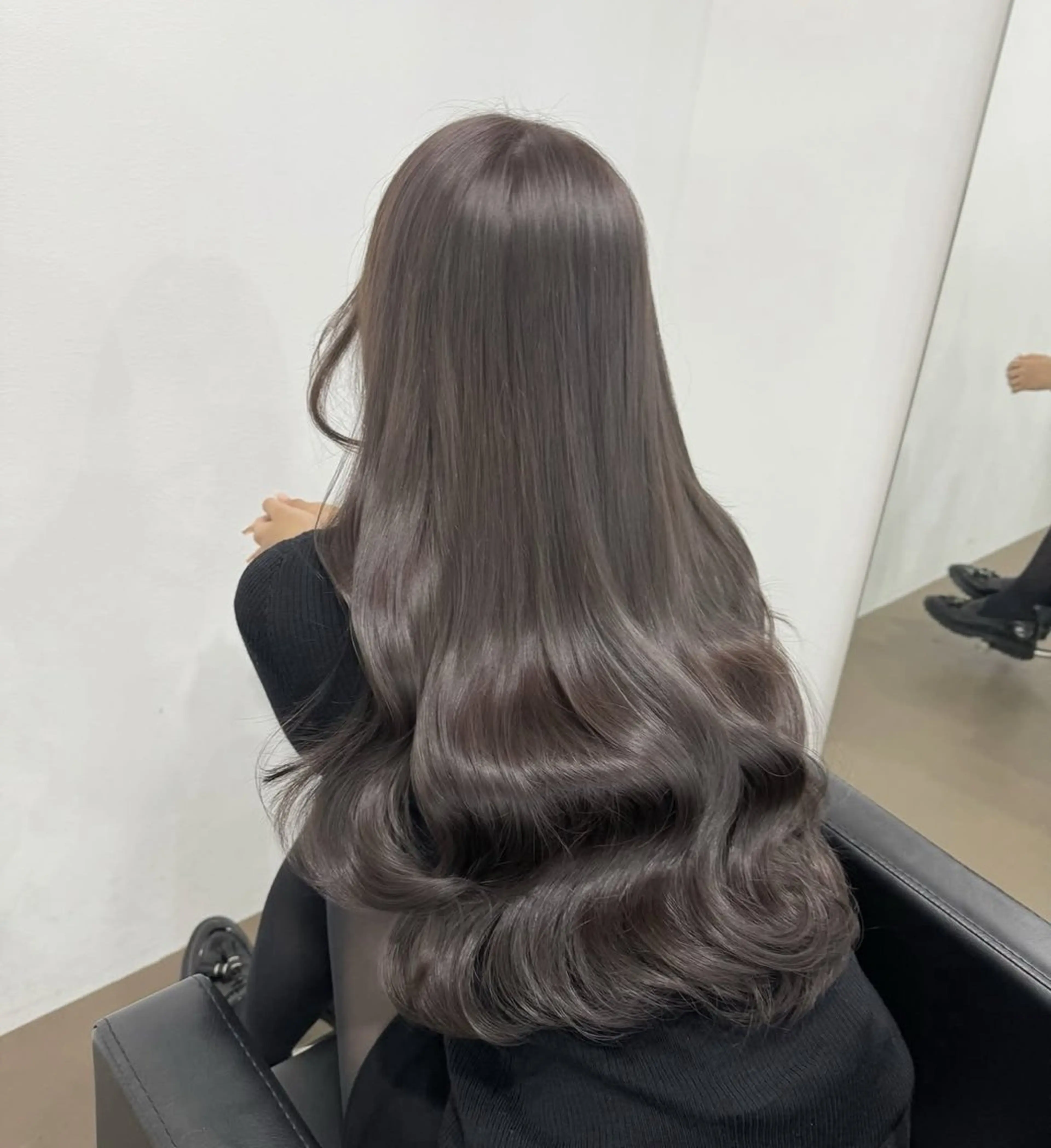 ロング カラー ヘアカラー トリートメント 川元 春奈のヘアスタイル