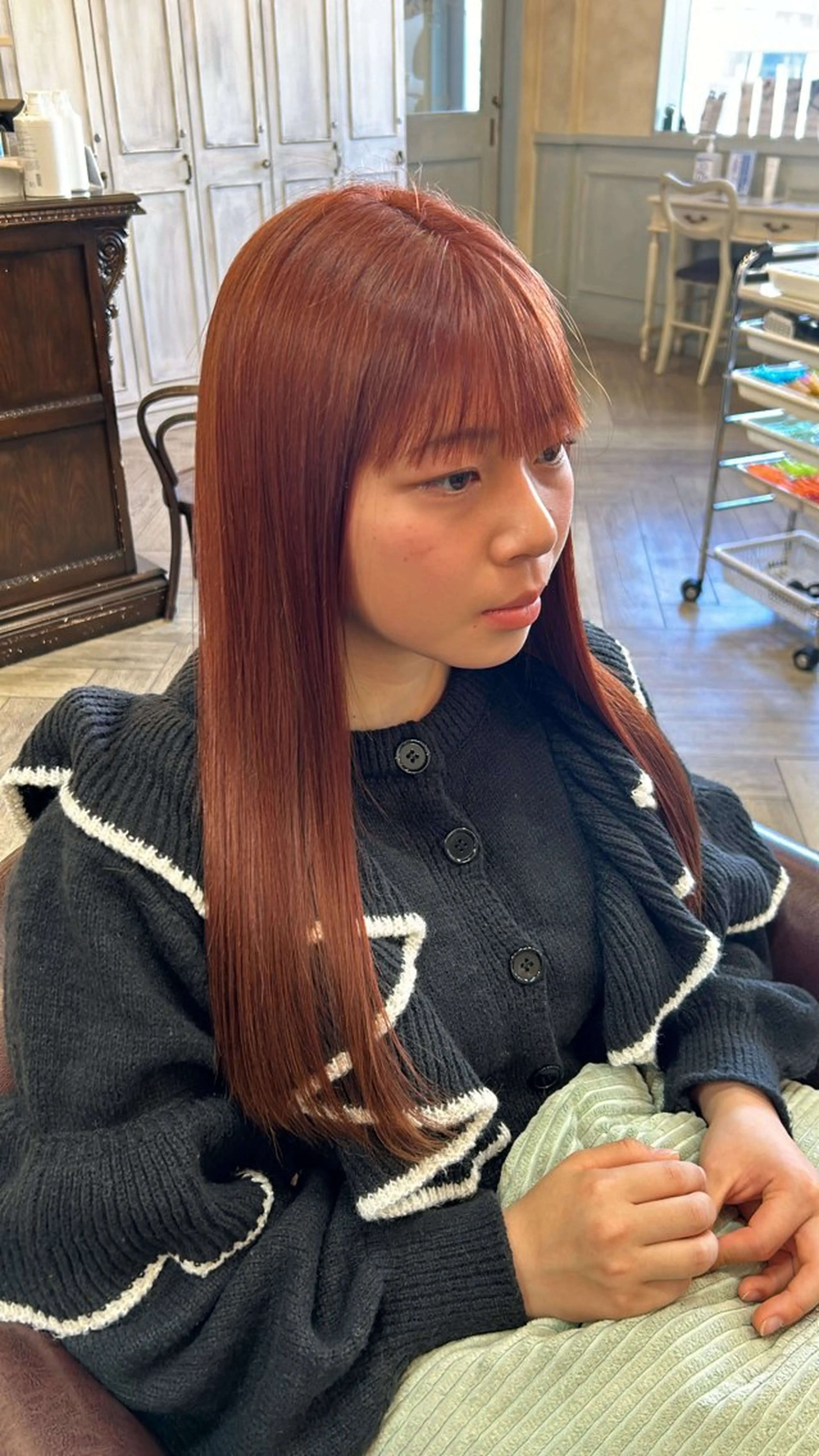 ロング カラー カット ヘアカラー トリートメント アオバ / ハイトーンカラーのヘアスタイル