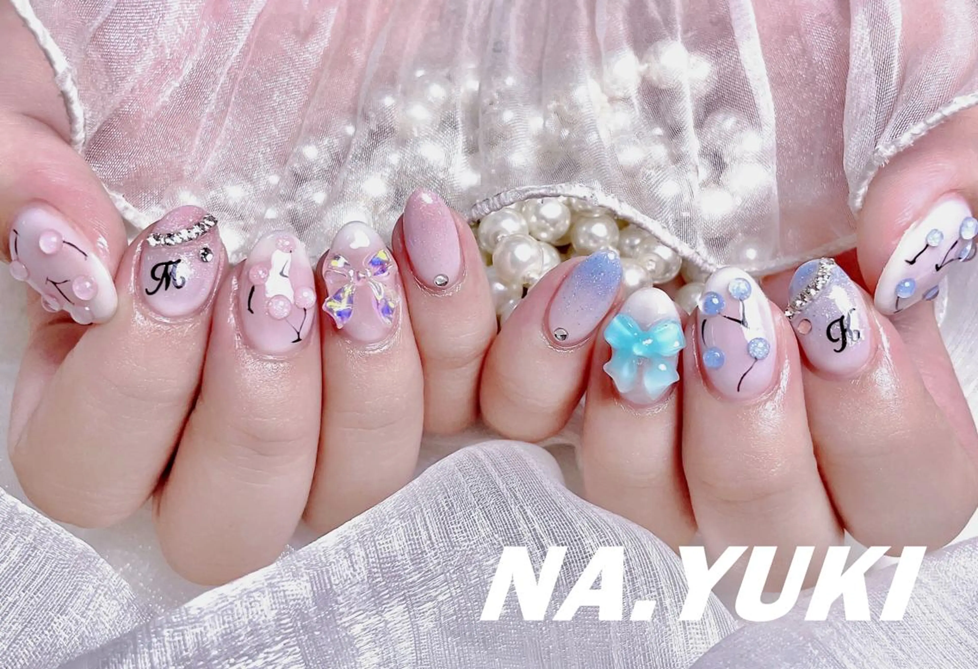 ネイル ハンドネイル ハンドケア 🌷 Mooning 🌷のネイルデザイン