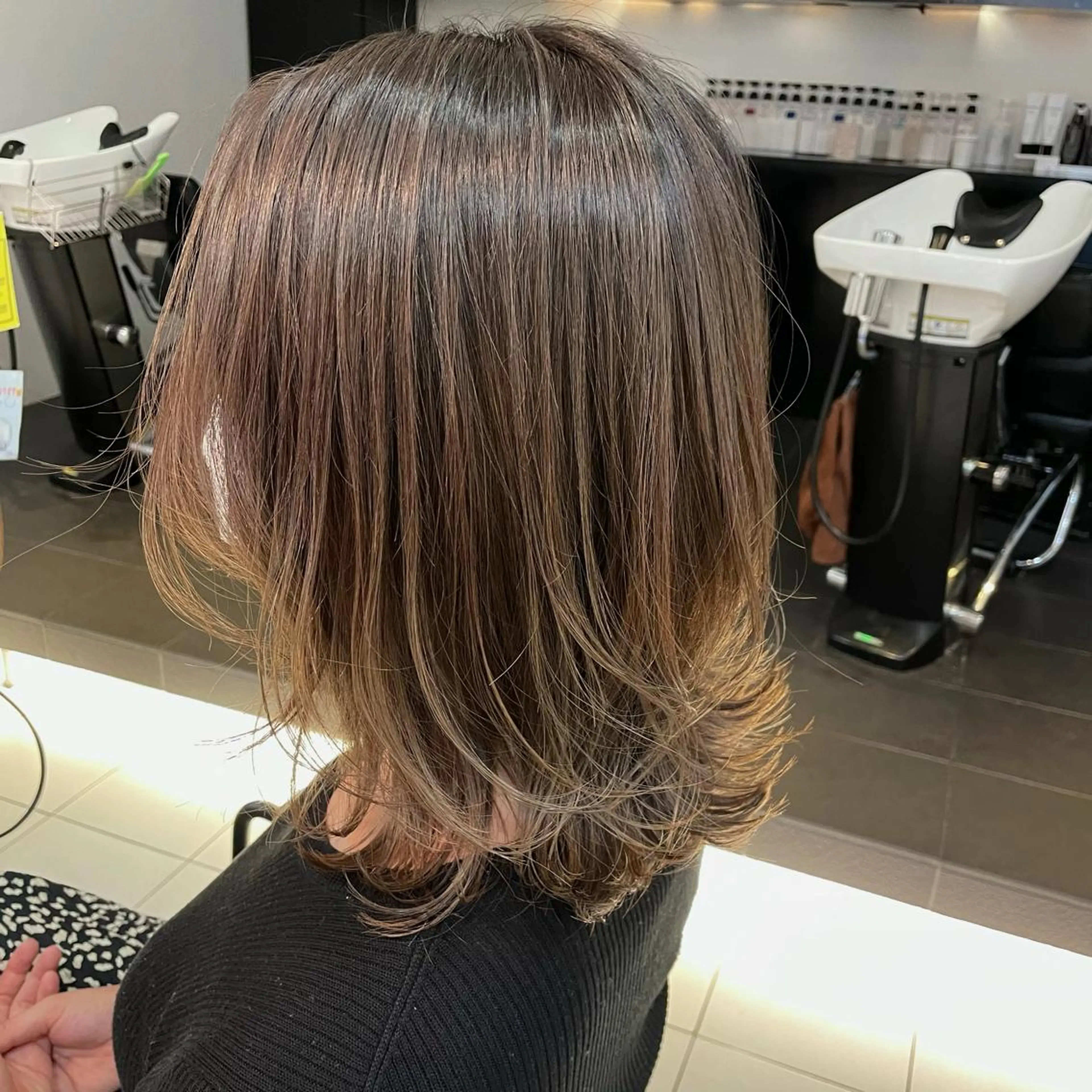 ミディアム カラー グラデーションカラー ハイライトカラー ハイライト 透明感カラー/ 寺田千雅子のヘアスタイル