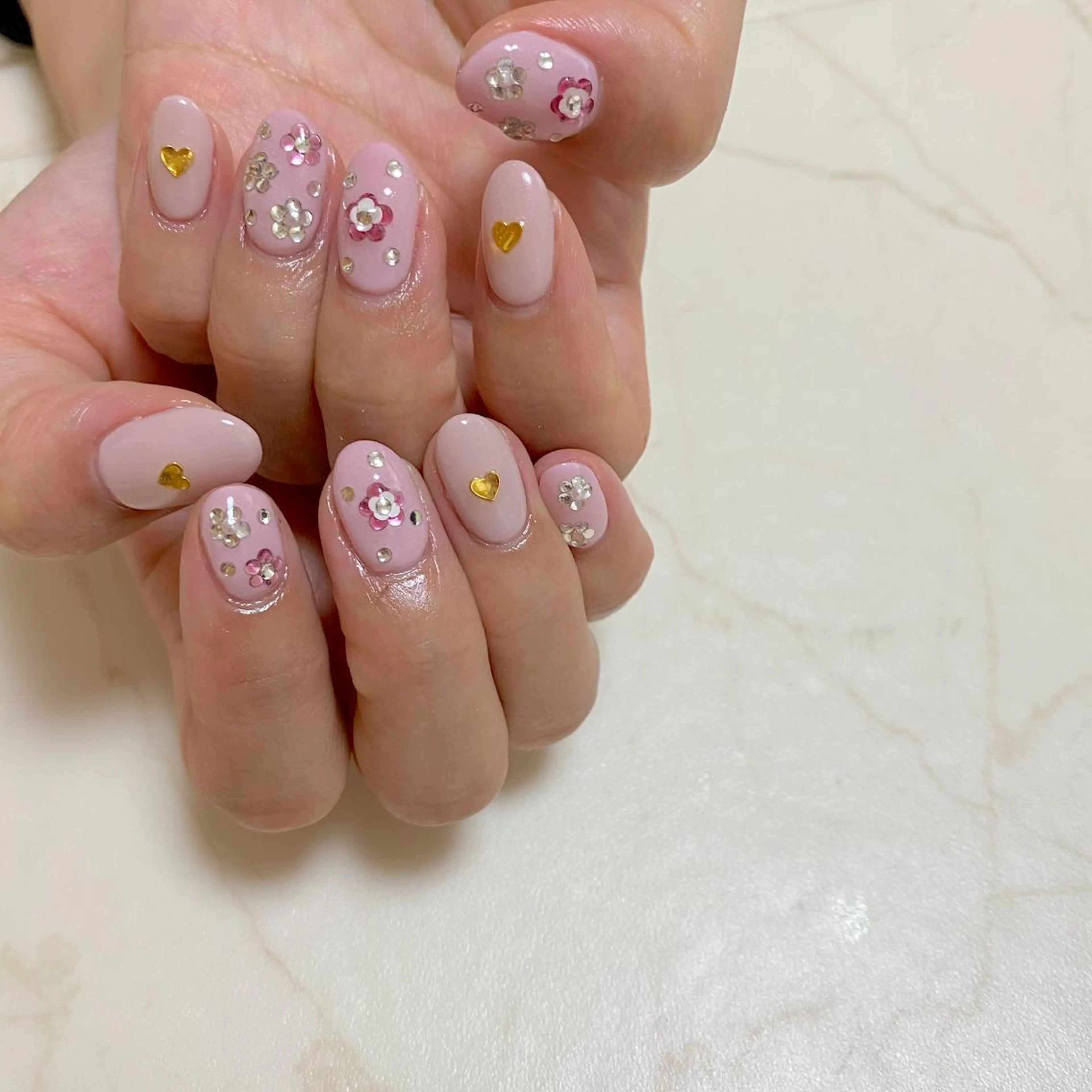 ネイル NAILSALON RandU...のネイルデザイン