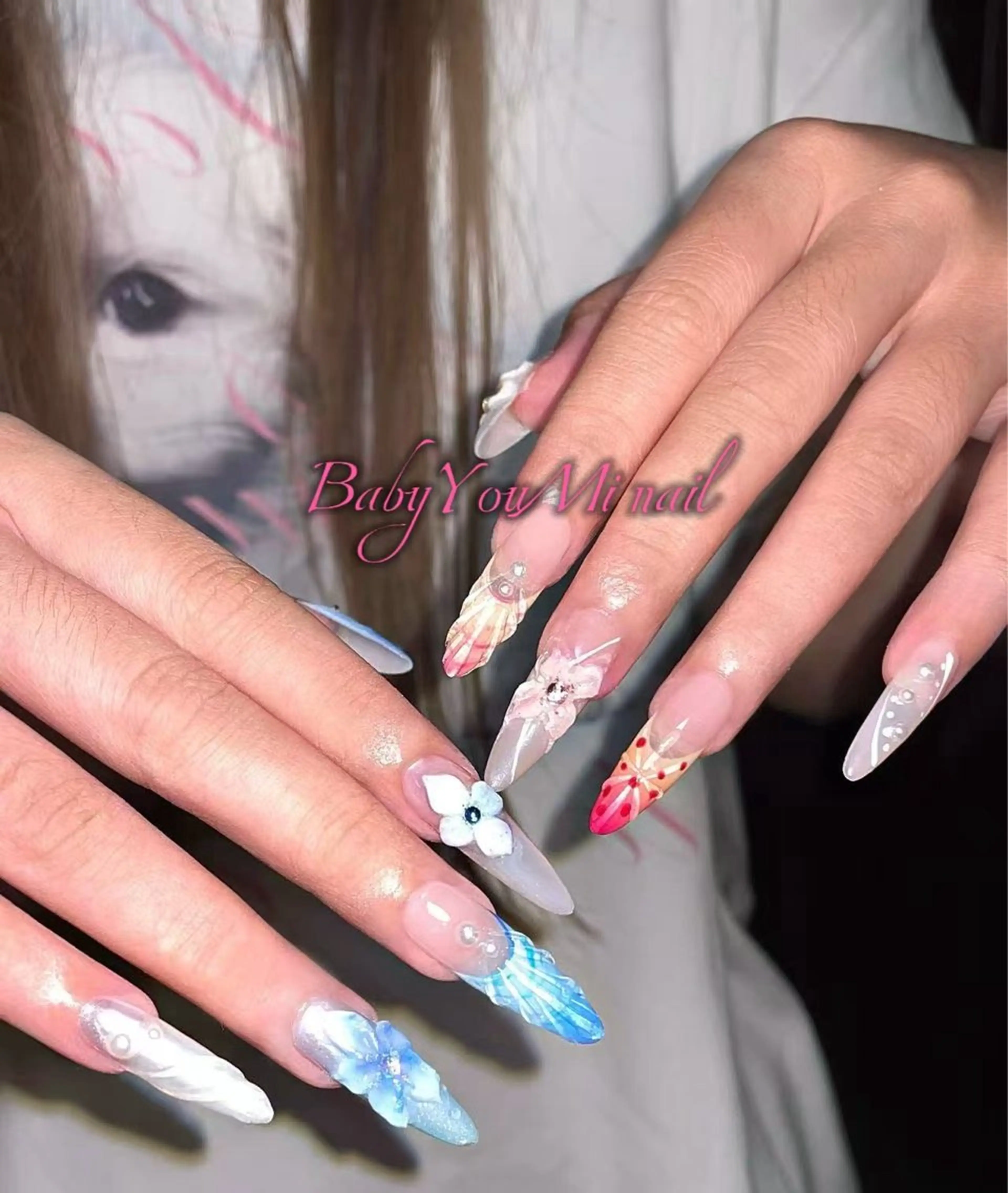 ネイル オーロラネイル フラワーネイル フットネイル フレンチネイル ジェルネイル ハンドネイル BabyYouMi nailのネイルデザイン